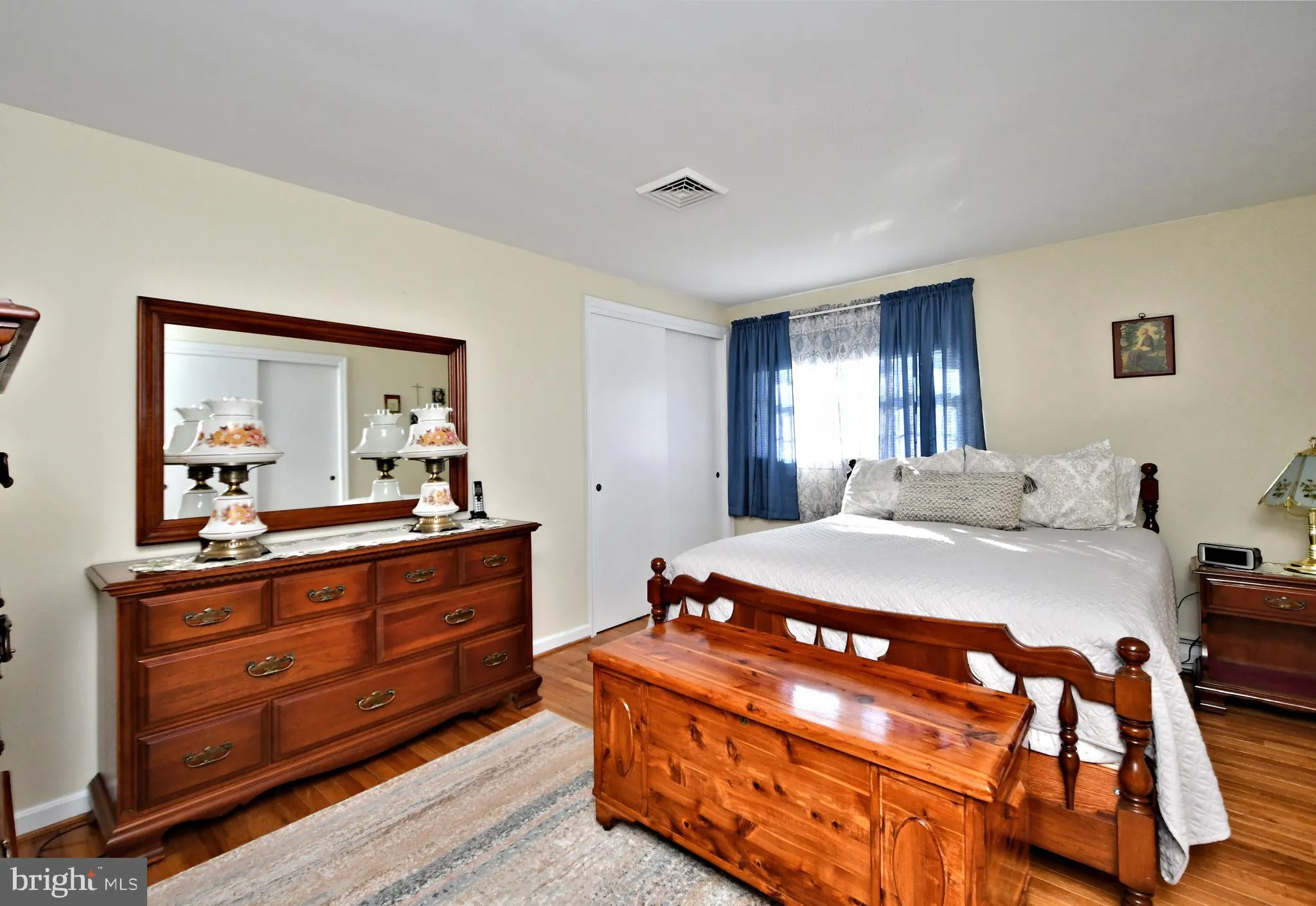 Pennsburg, Pennsylvania 18073, United States, 4 Bedrooms Bedrooms, ,2 BathroomsBathrooms,Residential,Pending,19807