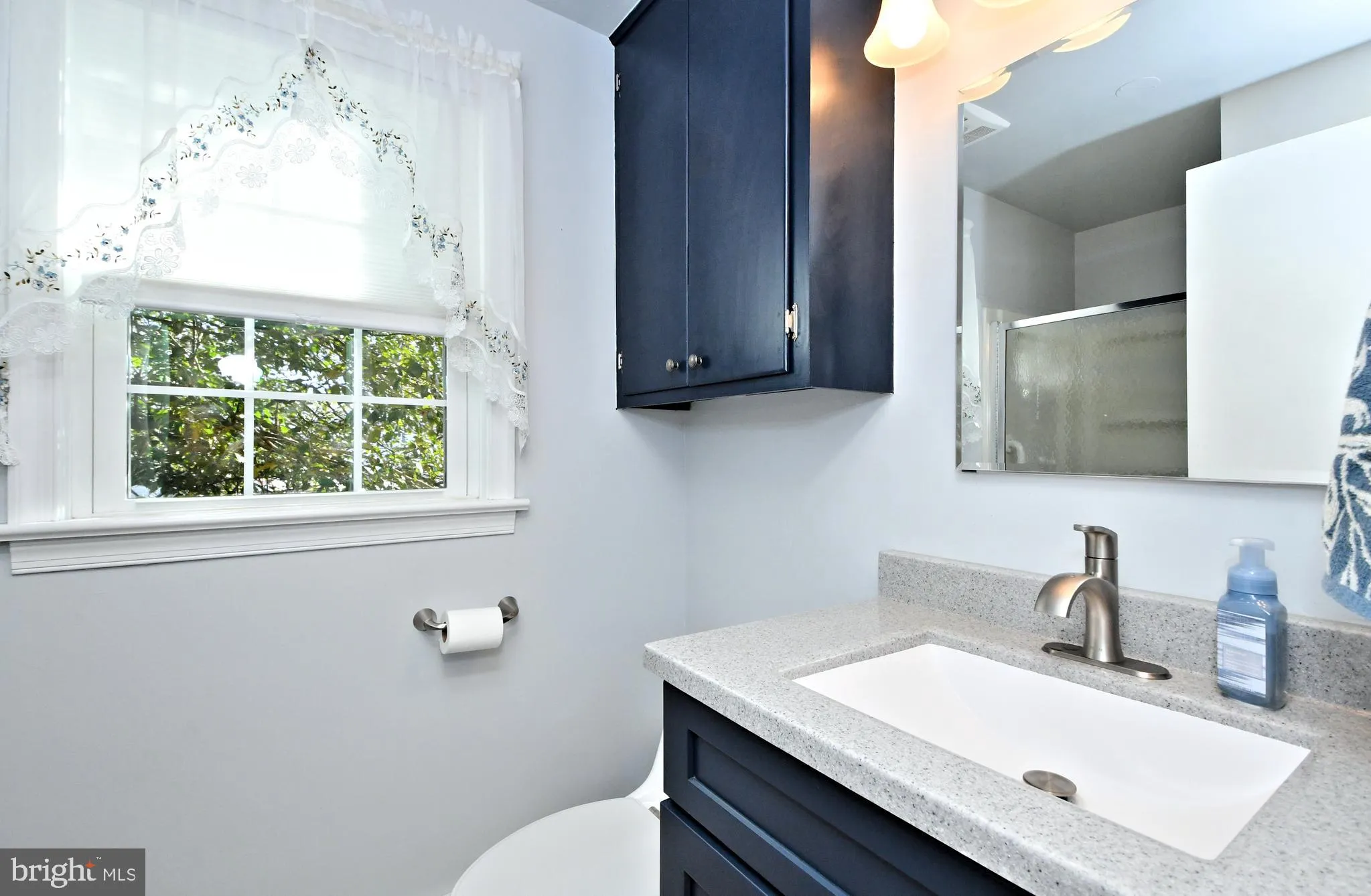 Pennsburg, Pennsylvania 18073, United States, 4 Bedrooms Bedrooms, ,2 BathroomsBathrooms,Residential,Pending,19807