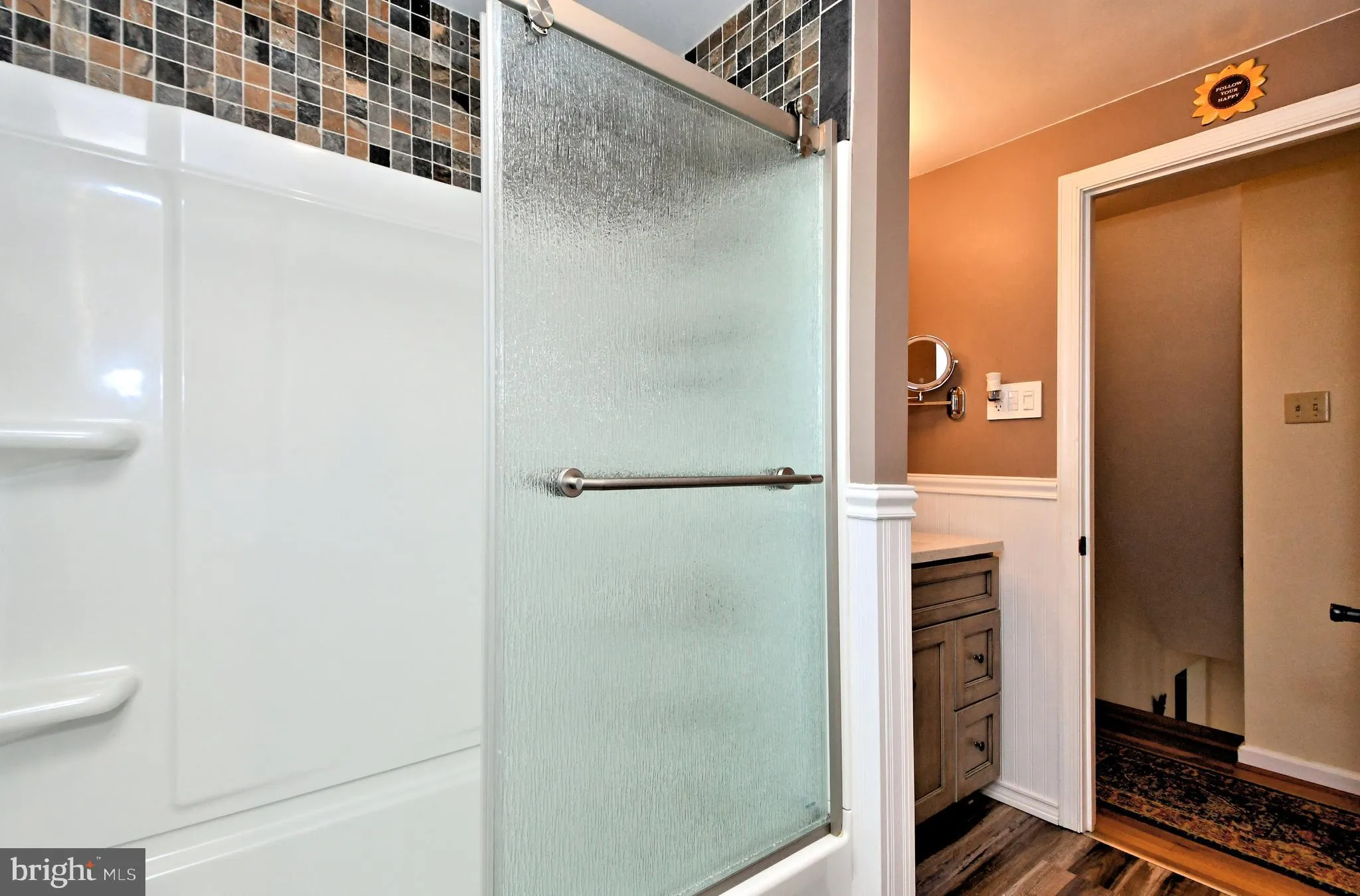 Pennsburg, Pennsylvania 18073, United States, 4 Bedrooms Bedrooms, ,2 BathroomsBathrooms,Residential,Pending,19807