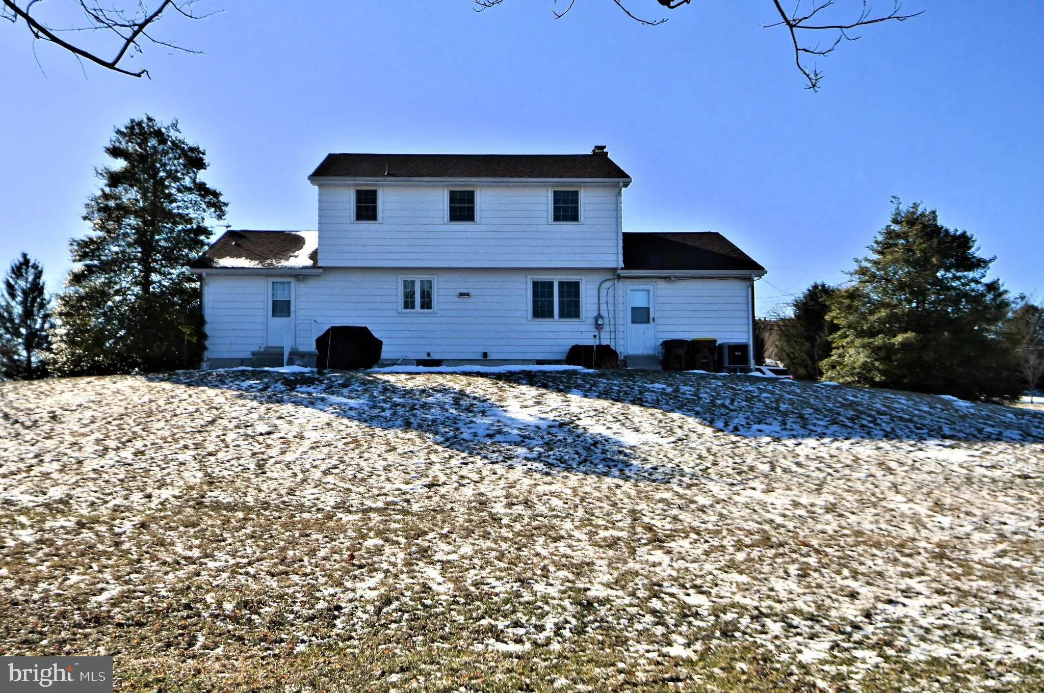 Pennsburg, Pennsylvania 18073, United States, 4 Bedrooms Bedrooms, ,2 BathroomsBathrooms,Residential,Pending,19807