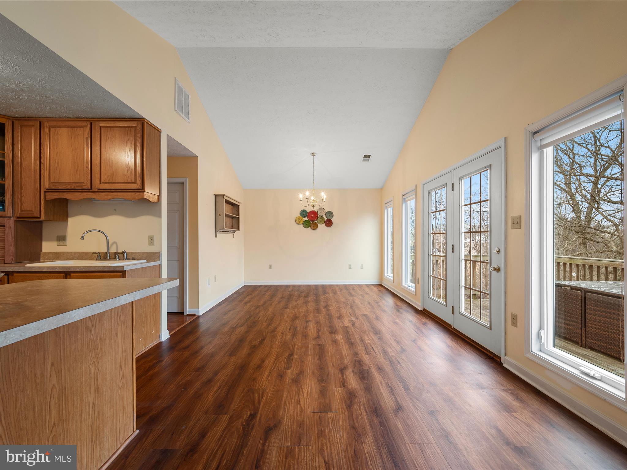 SIGNAL KNOLLS - Residential