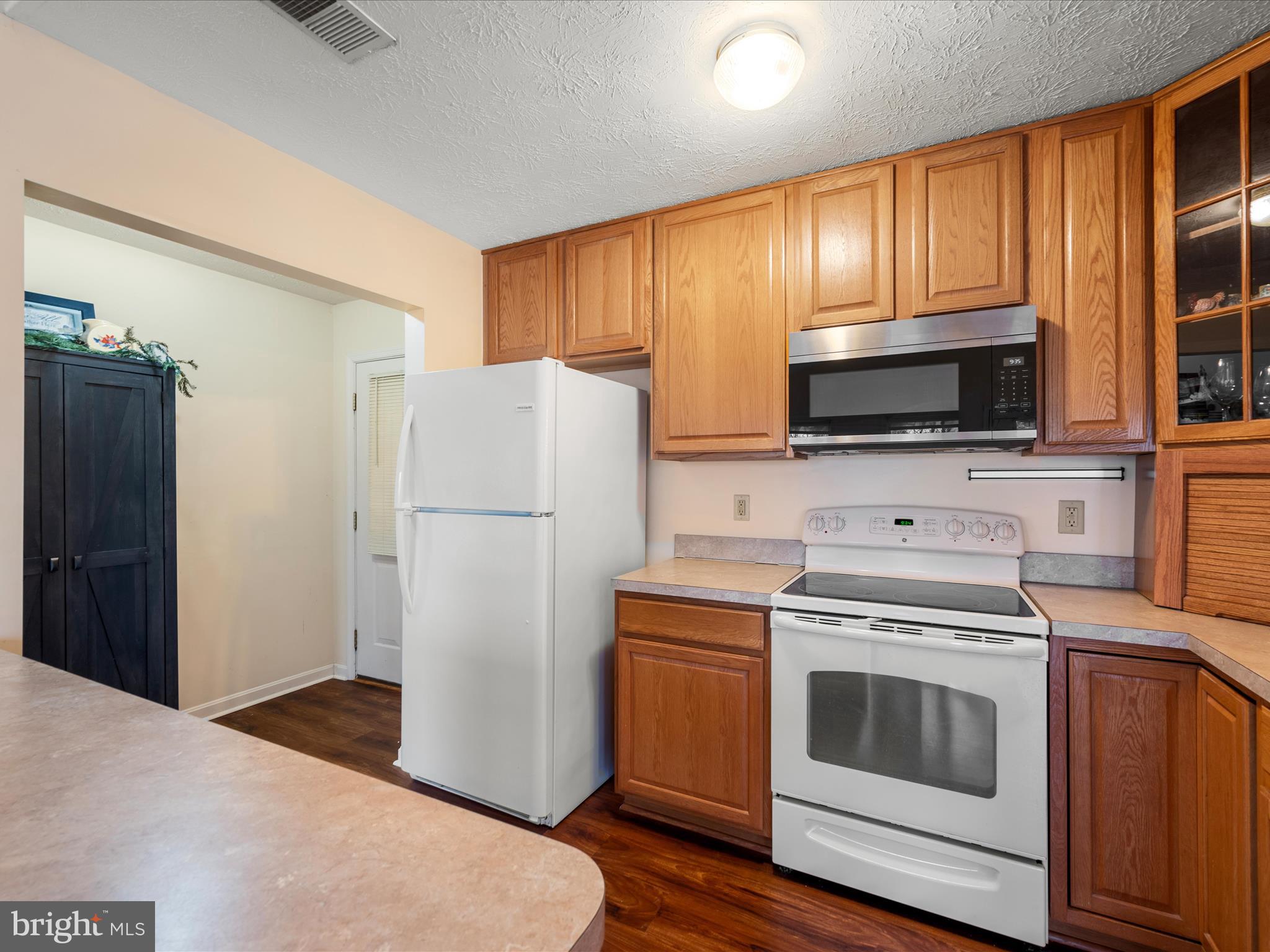 SIGNAL KNOLLS - Residential