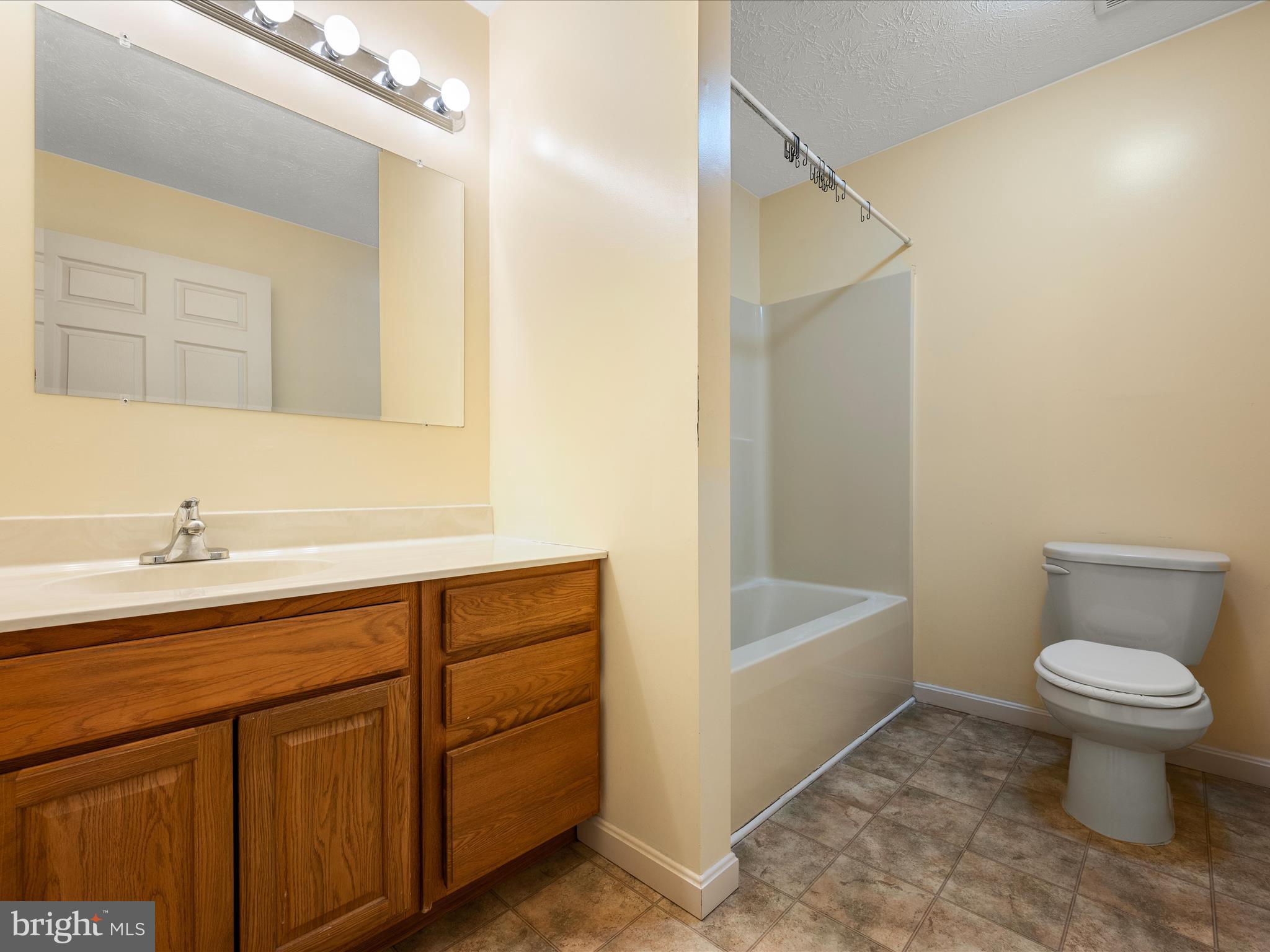 SIGNAL KNOLLS - Residential