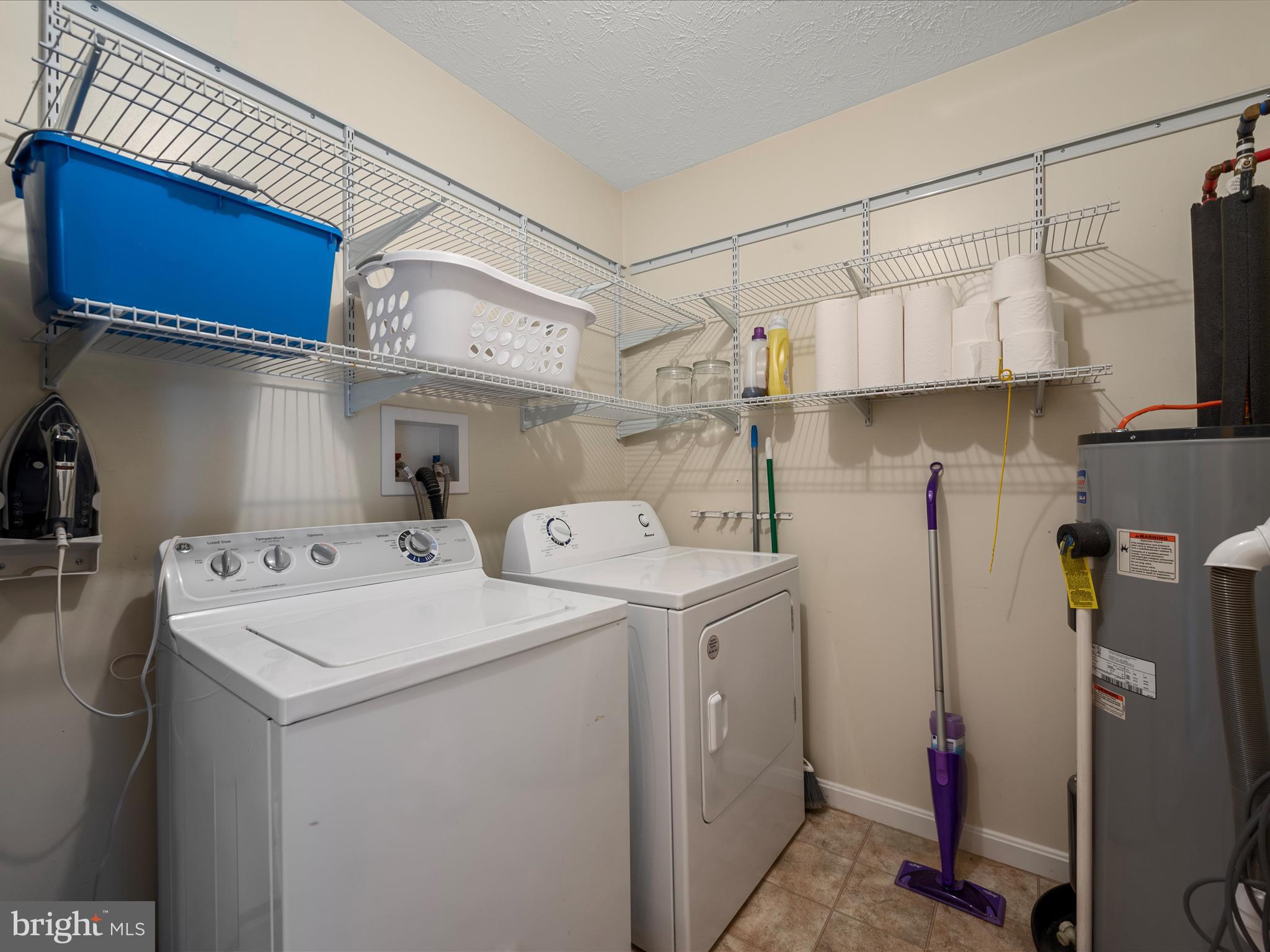 SIGNAL KNOLLS - Residential