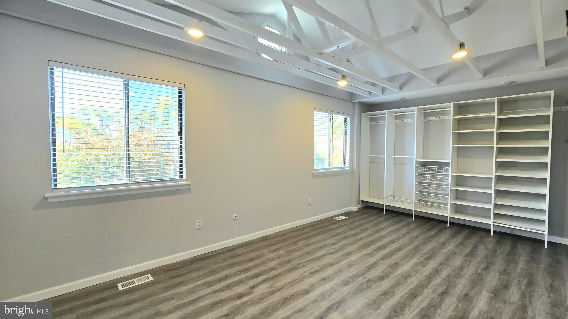 BUSTLETON - Residential Lease