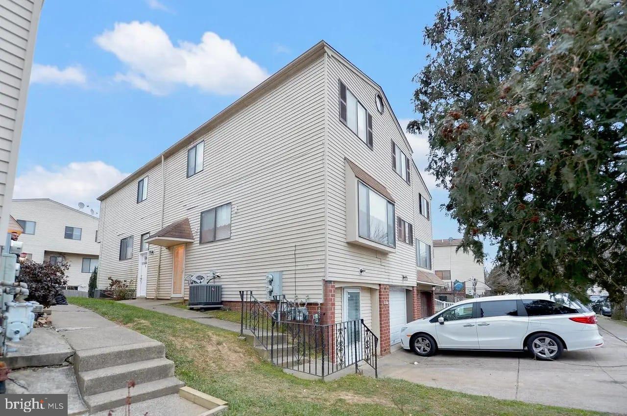 BUSTLETON - Residential Lease