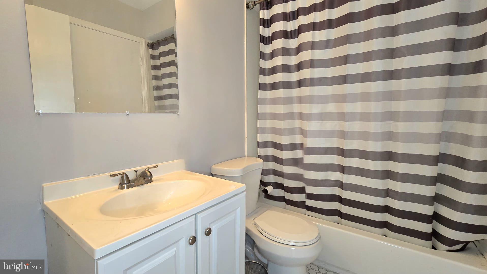 BUSTLETON - Residential Lease