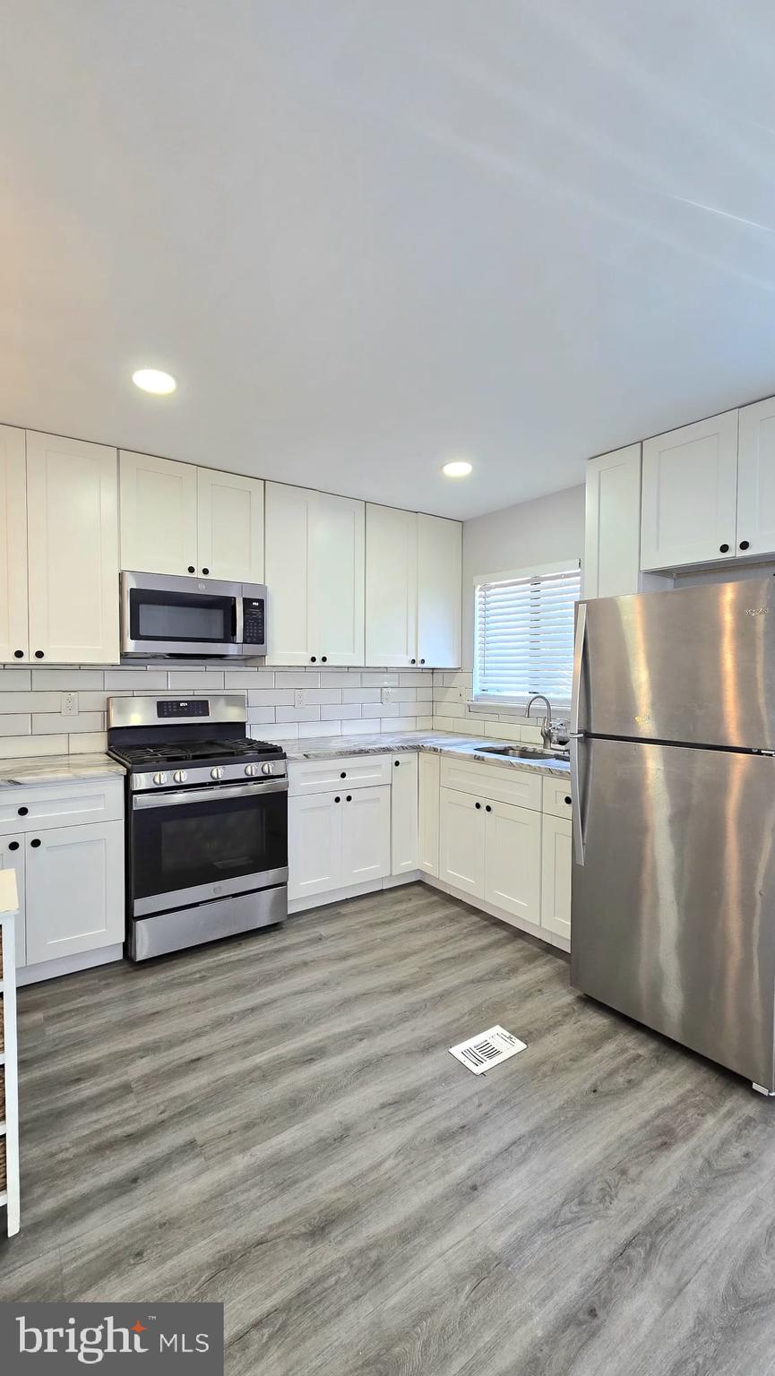 BUSTLETON - Residential Lease