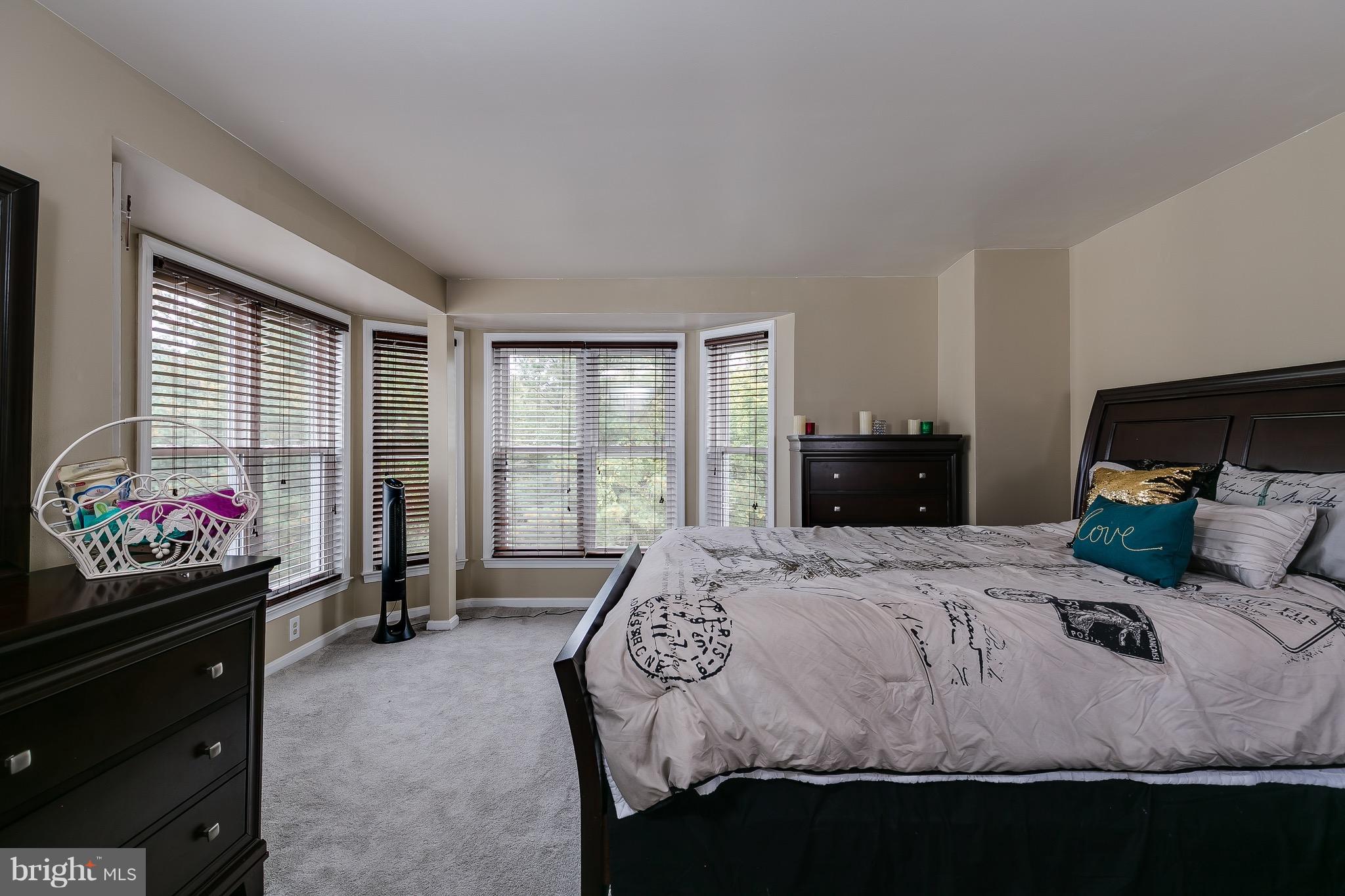 KINGSTOWNE - Residential