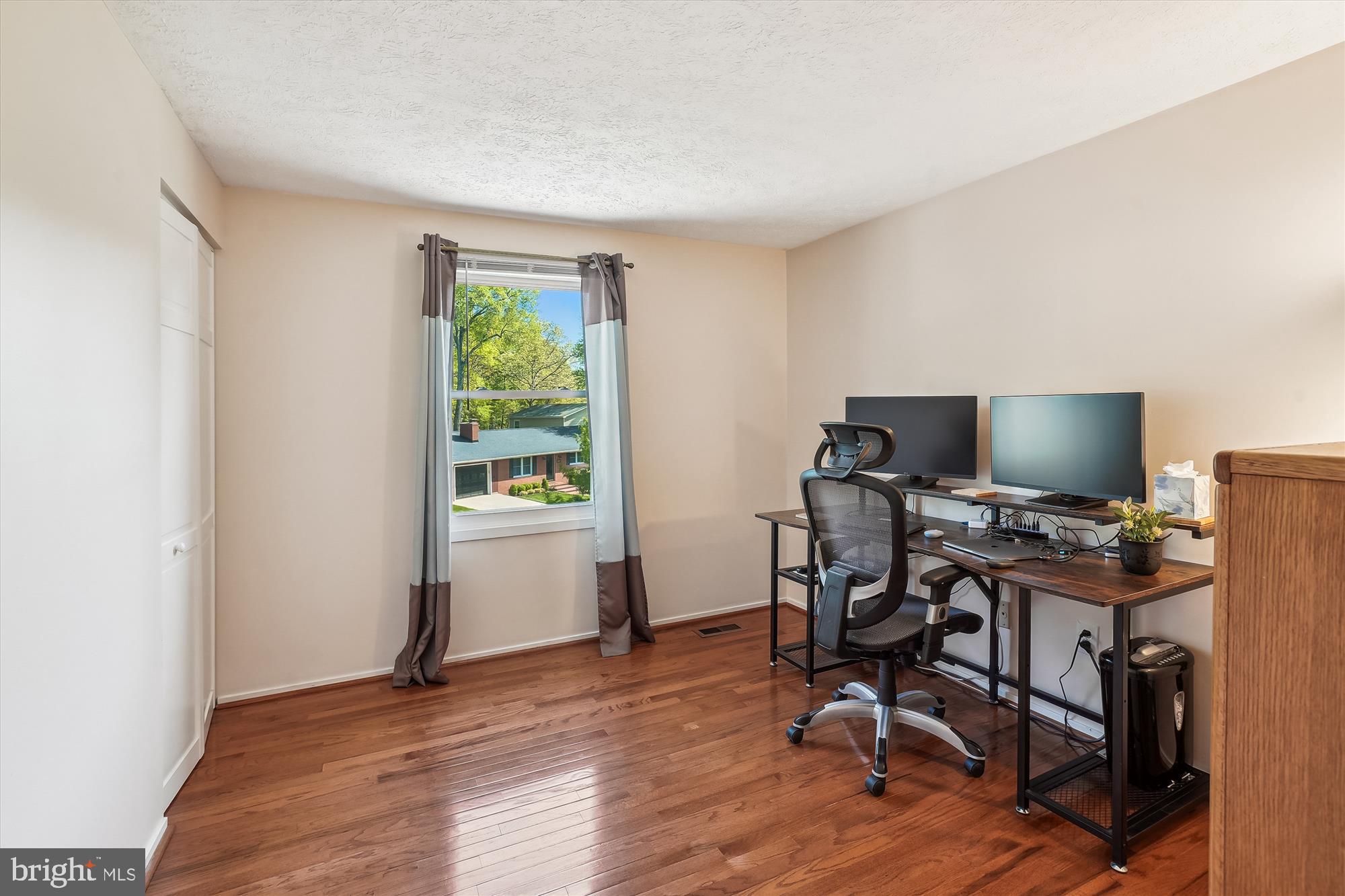 MONTCLAIR - Residential