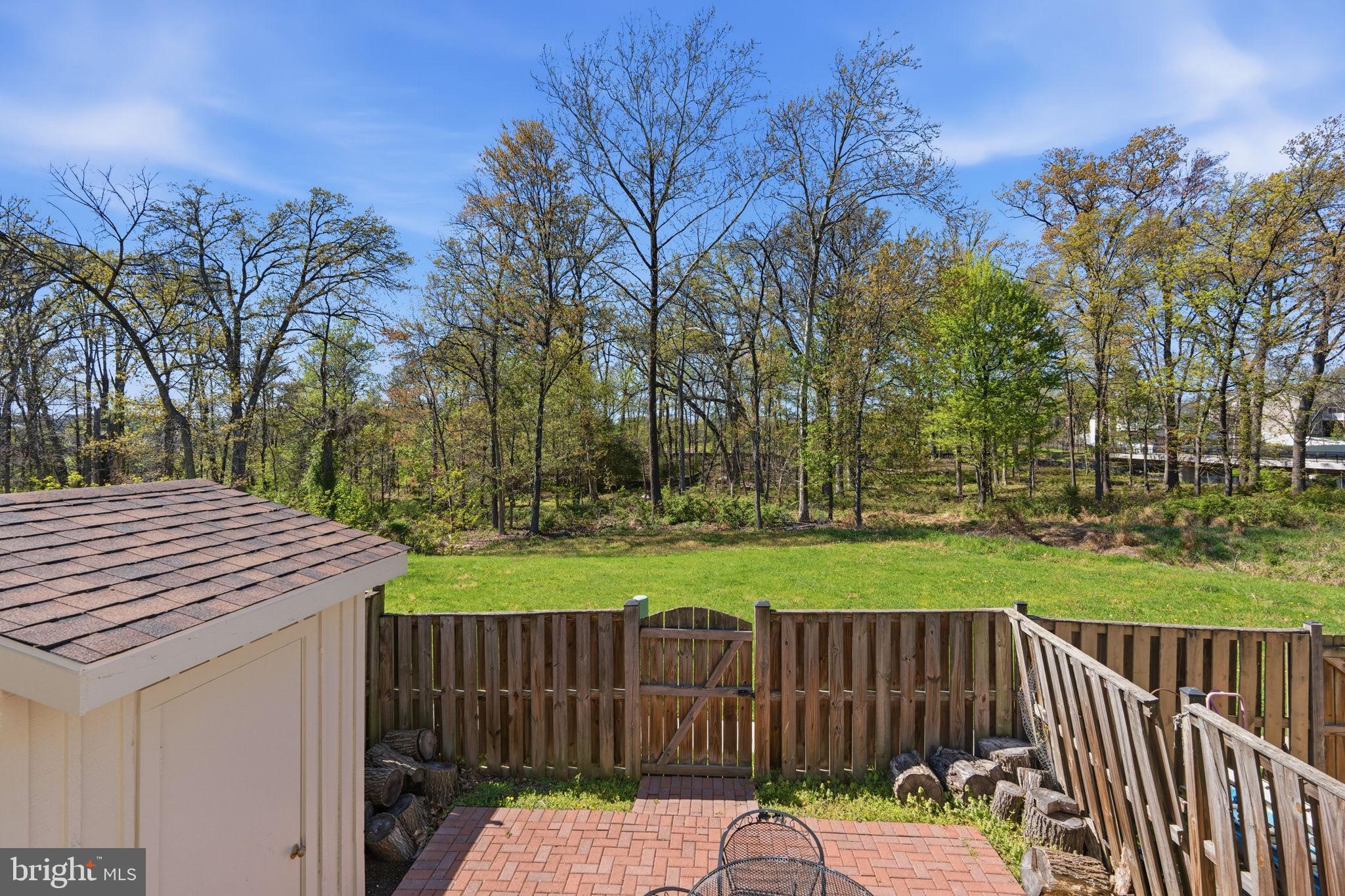REFLECTION LAKE - Residential