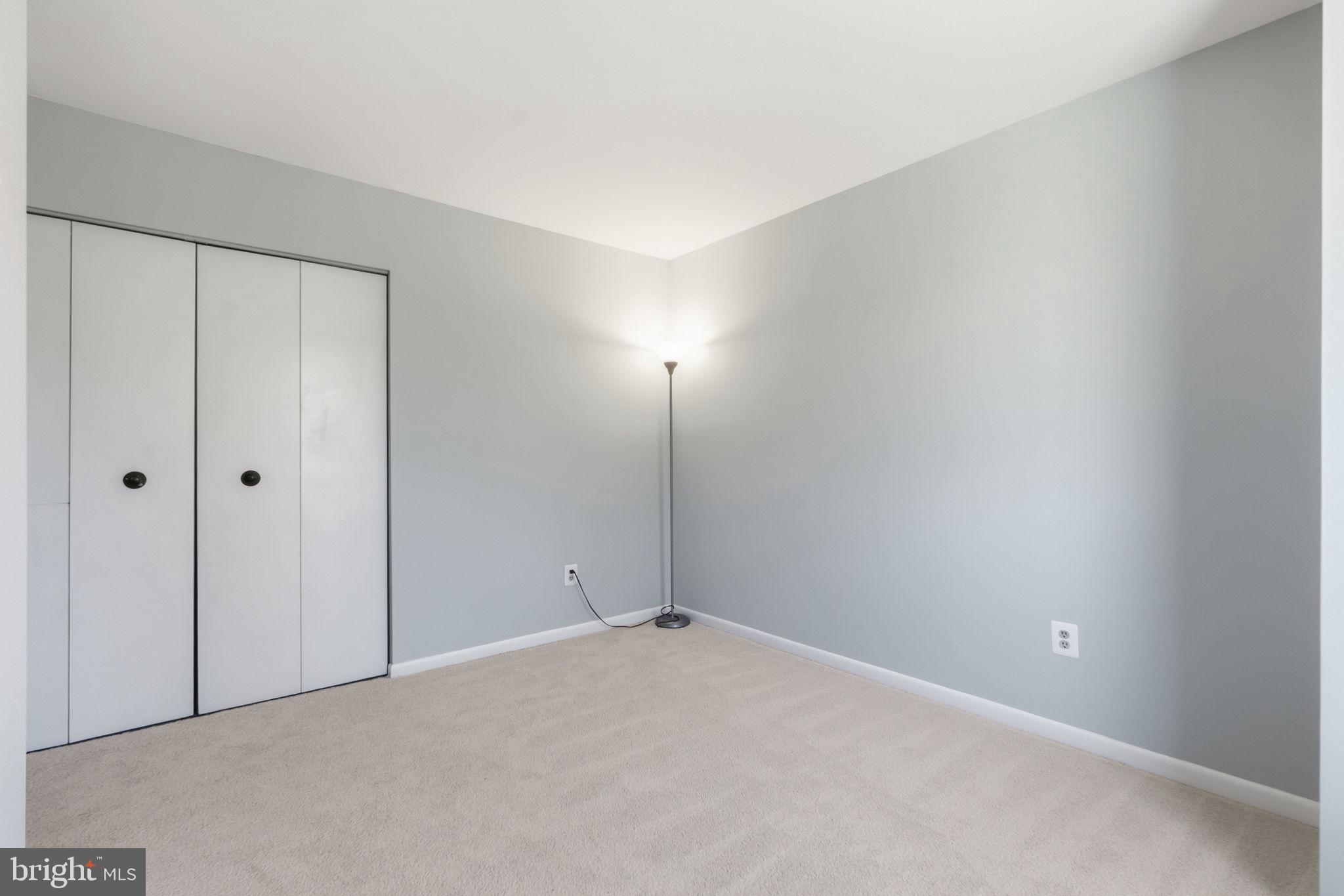 REFLECTION LAKE - Residential