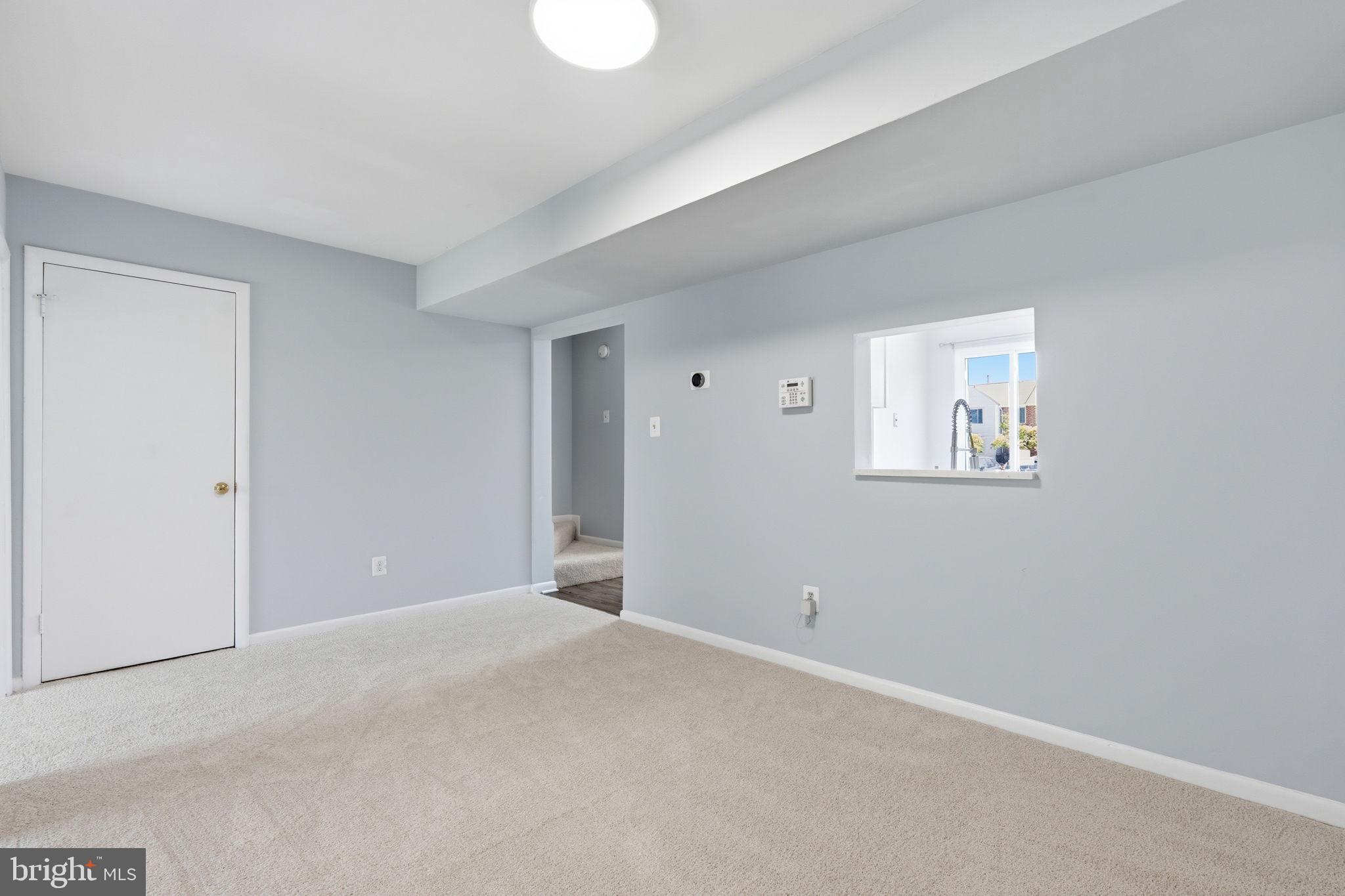 REFLECTION LAKE - Residential