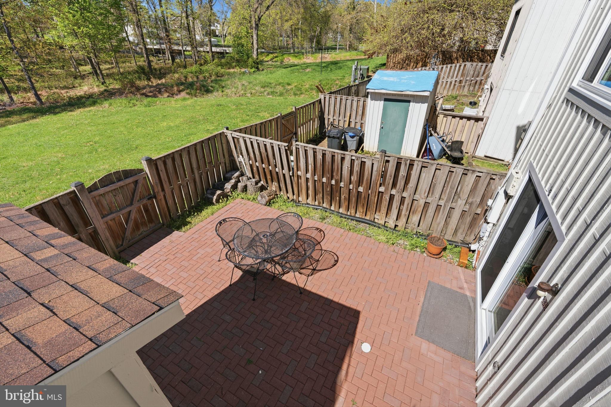 REFLECTION LAKE - Residential