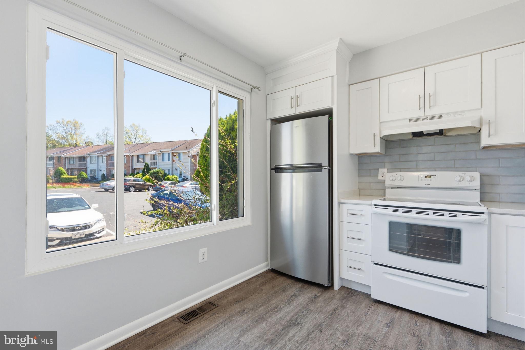 REFLECTION LAKE - Residential