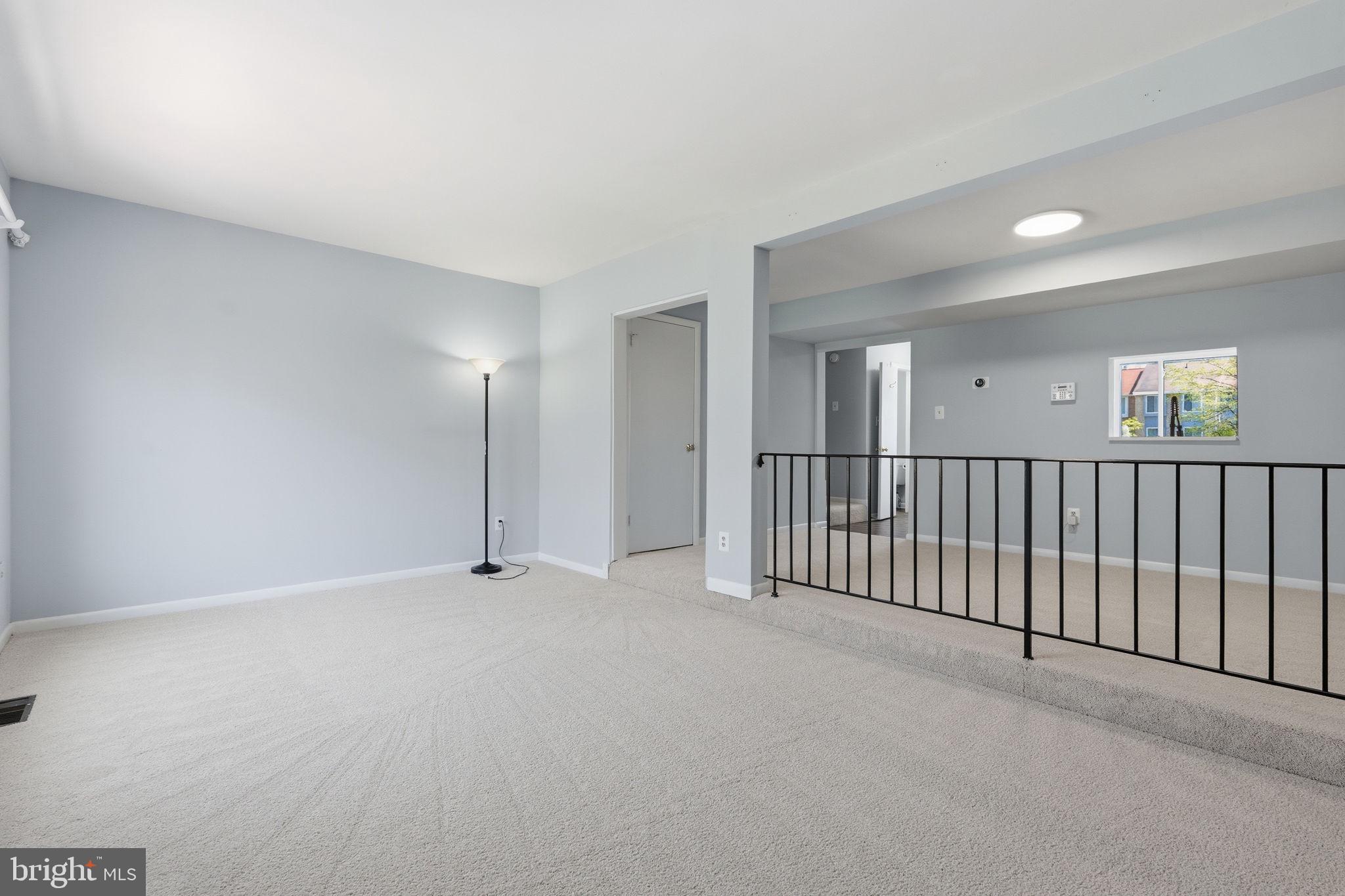 REFLECTION LAKE - Residential