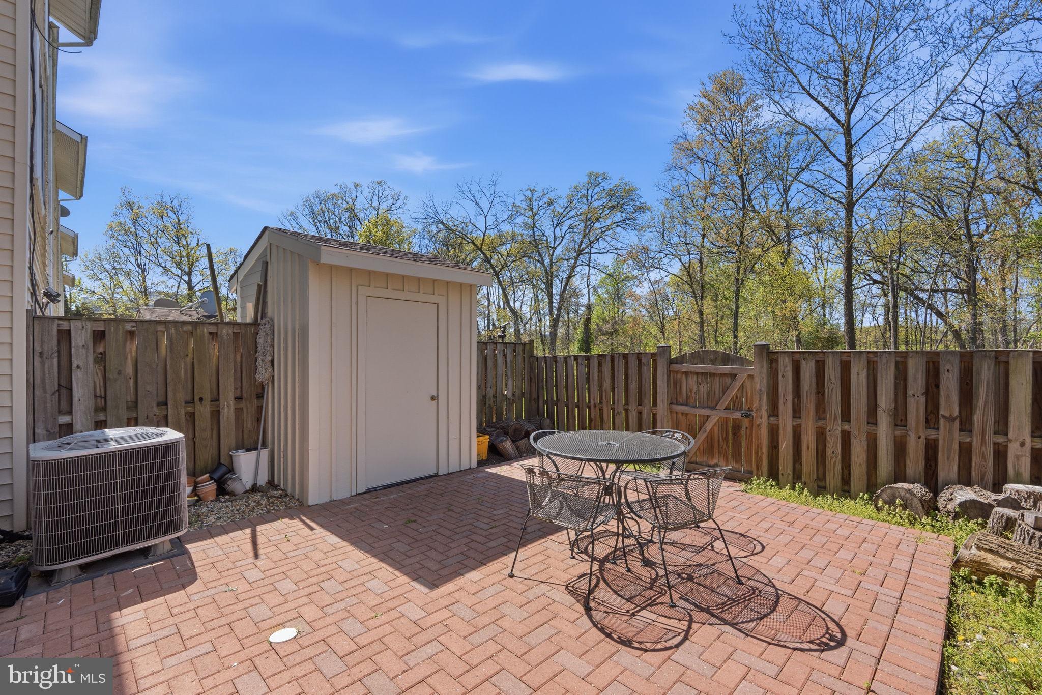 REFLECTION LAKE - Residential