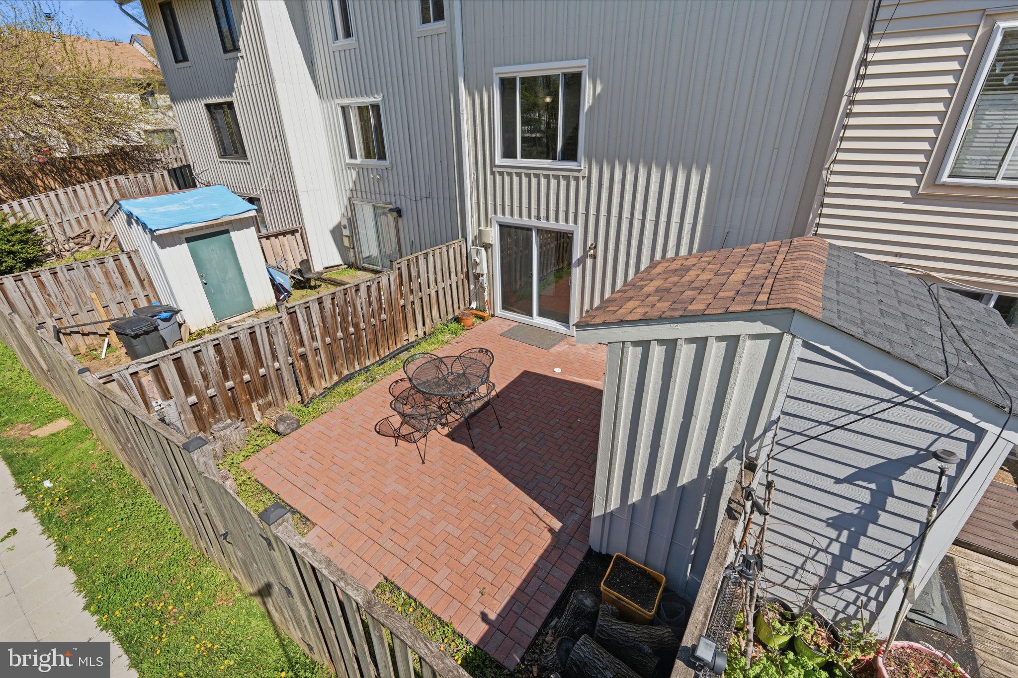 REFLECTION LAKE - Residential