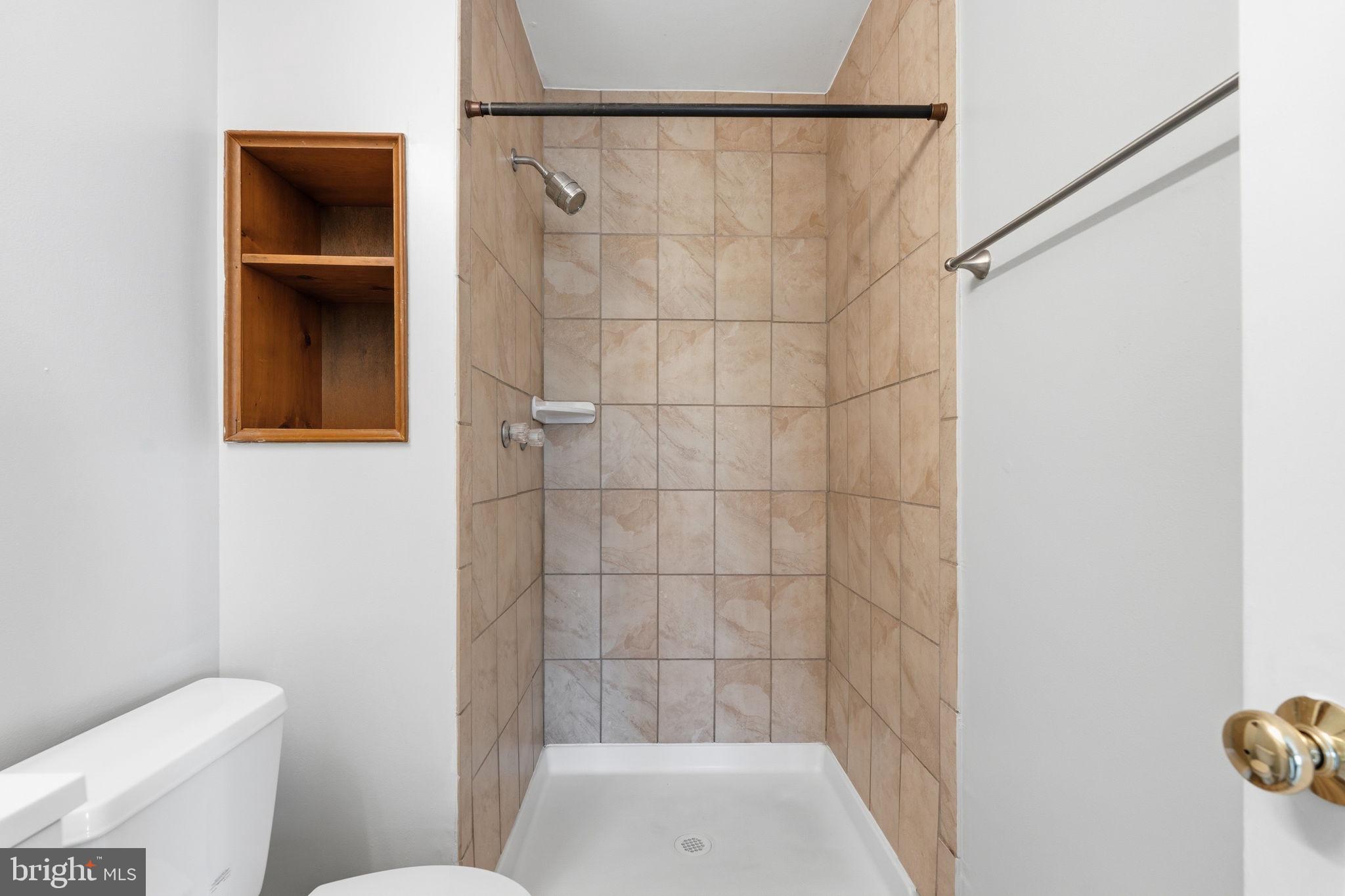 REFLECTION LAKE - Residential