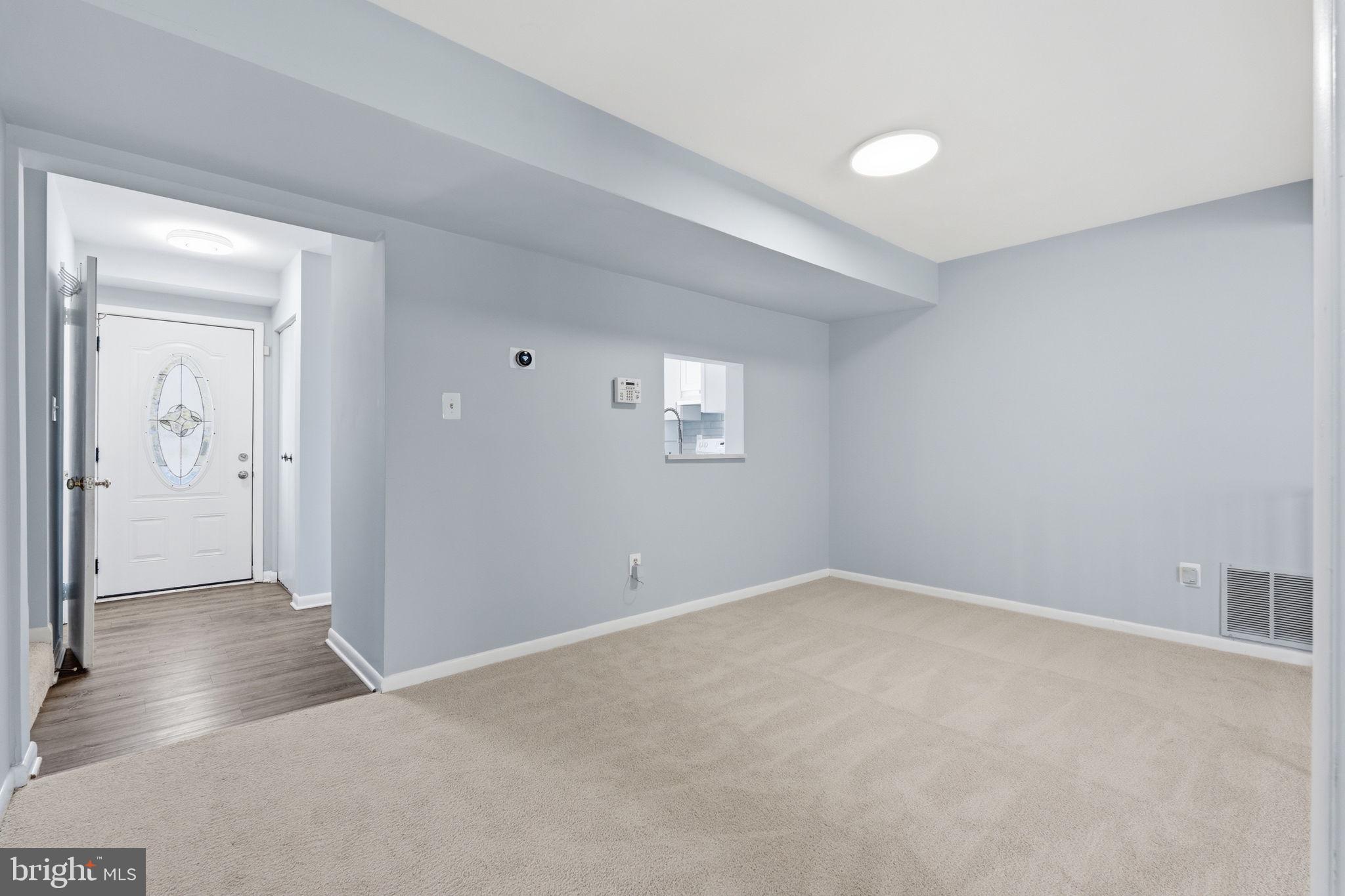 REFLECTION LAKE - Residential