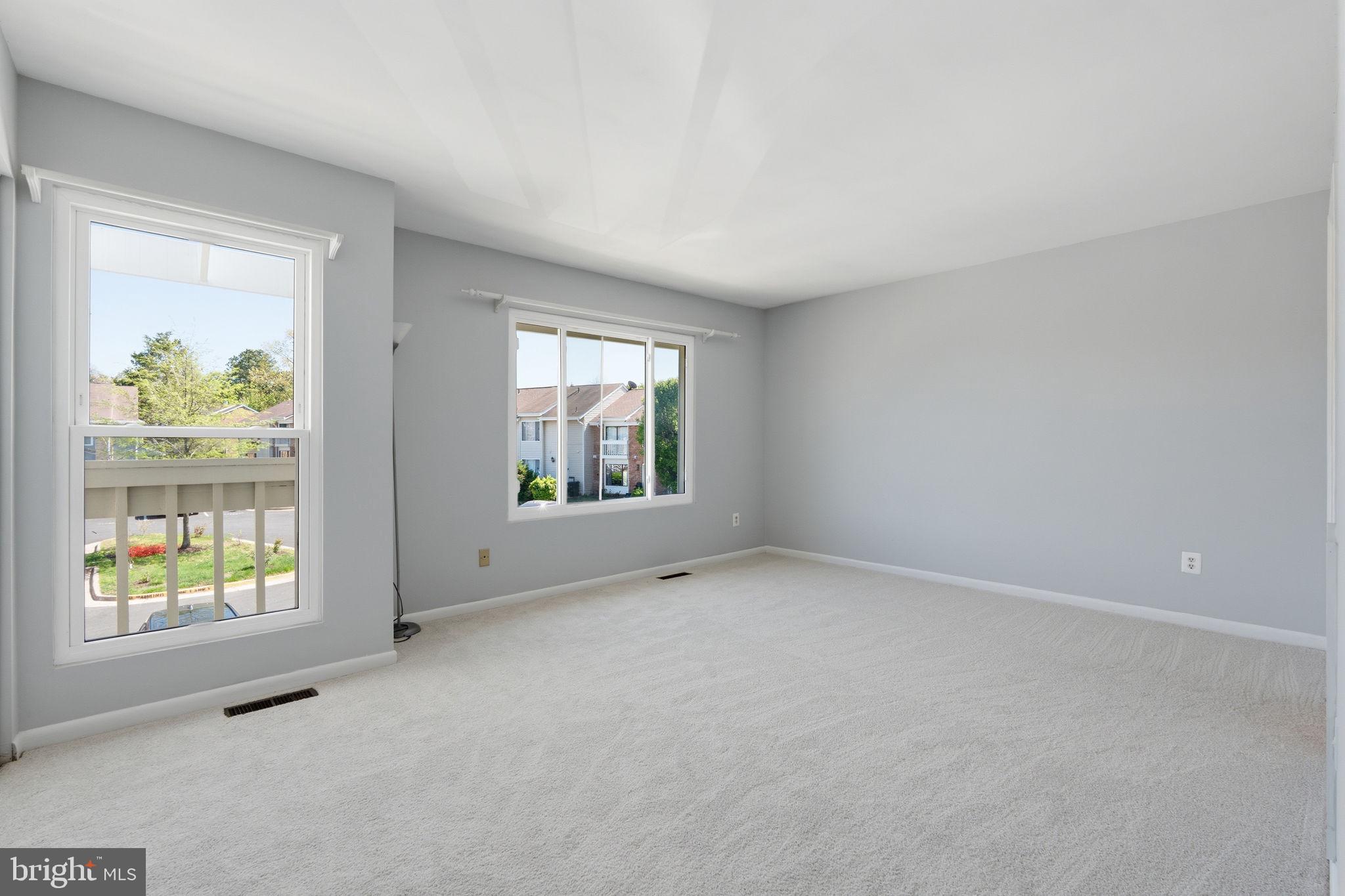 REFLECTION LAKE - Residential