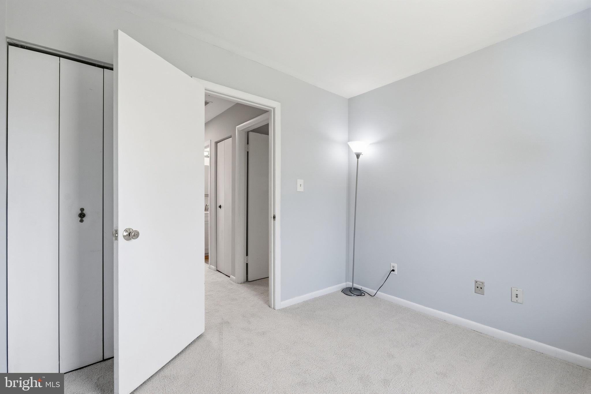 REFLECTION LAKE - Residential