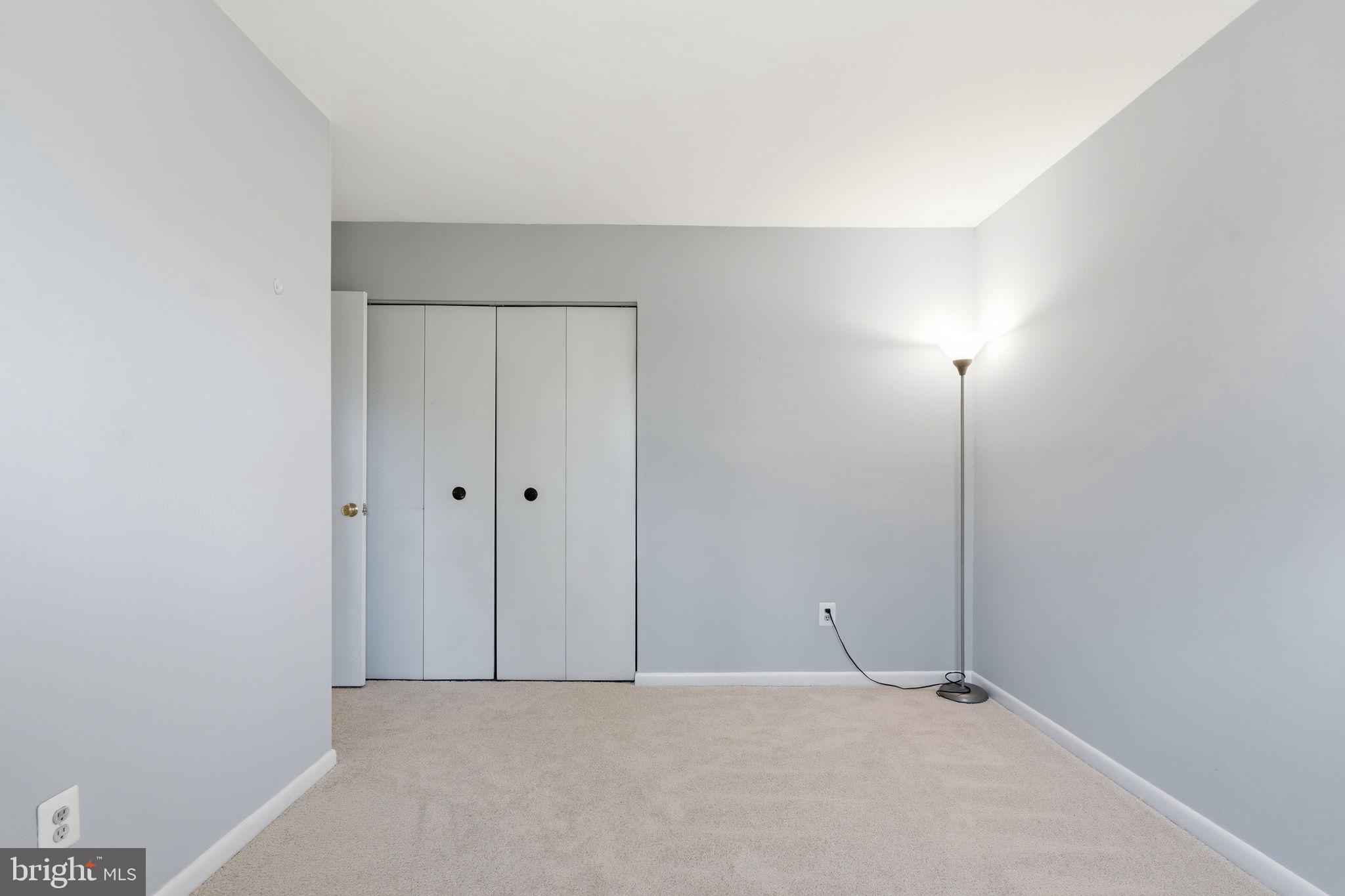 REFLECTION LAKE - Residential