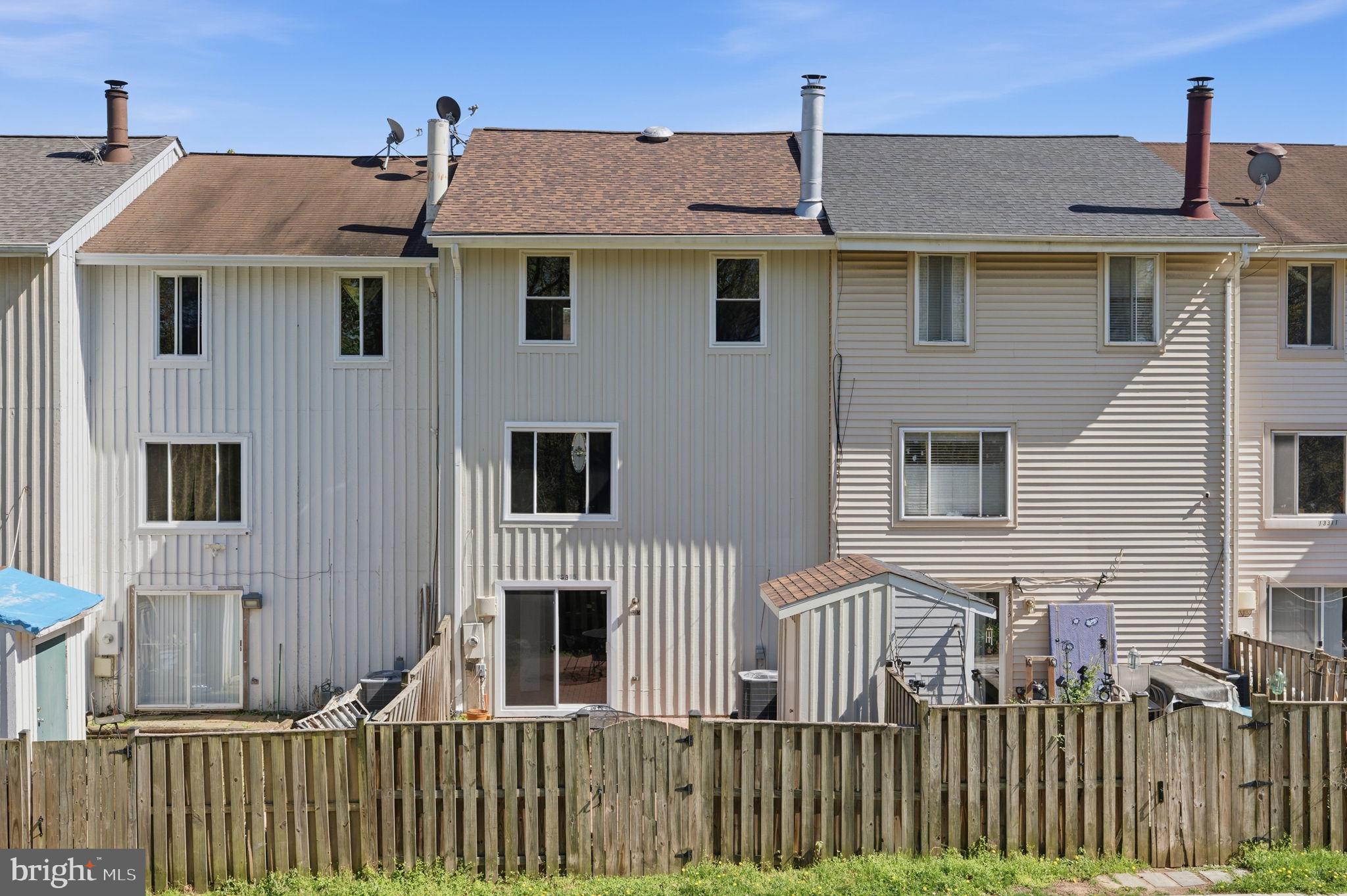 REFLECTION LAKE - Residential