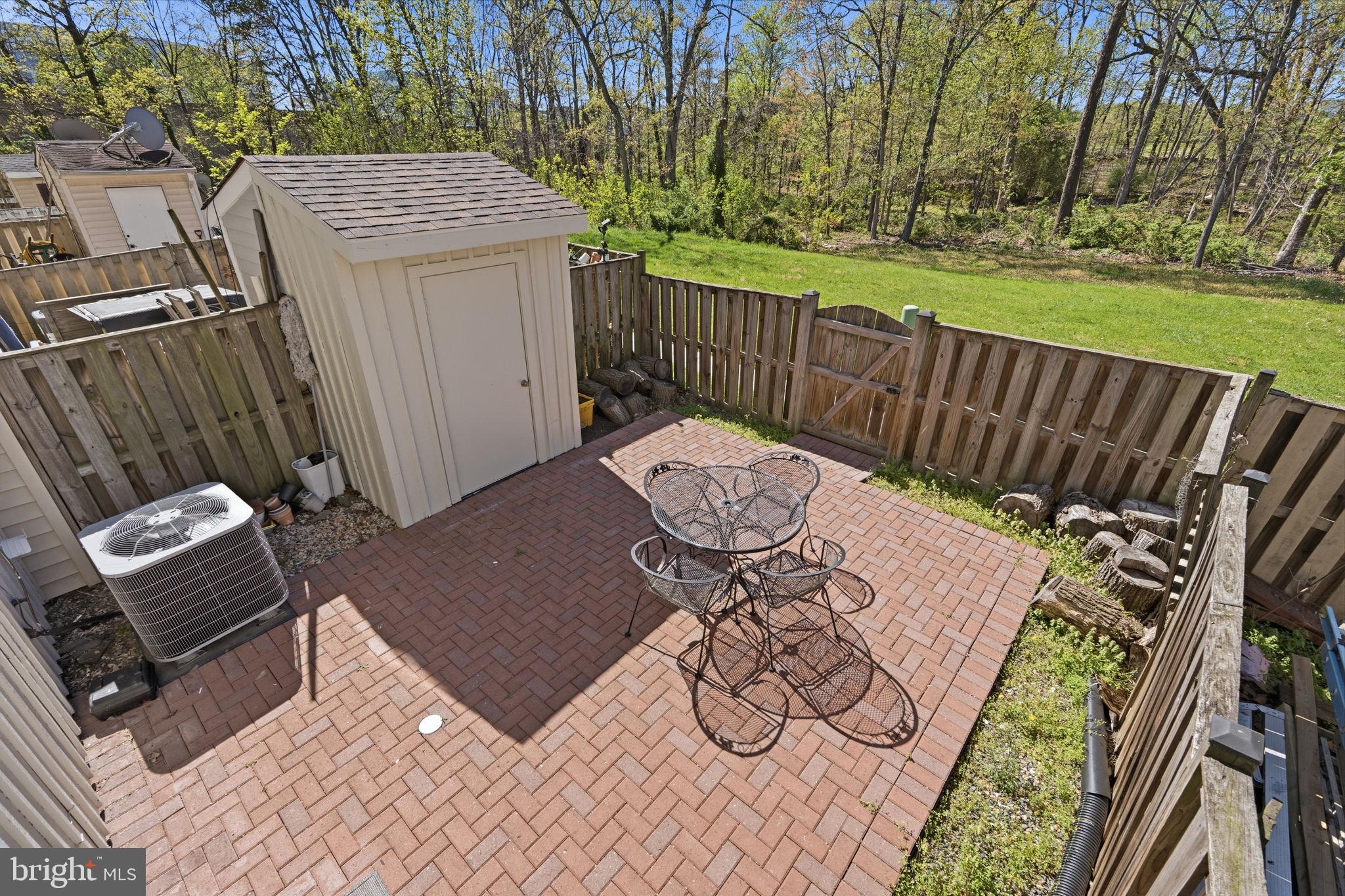 REFLECTION LAKE - Residential