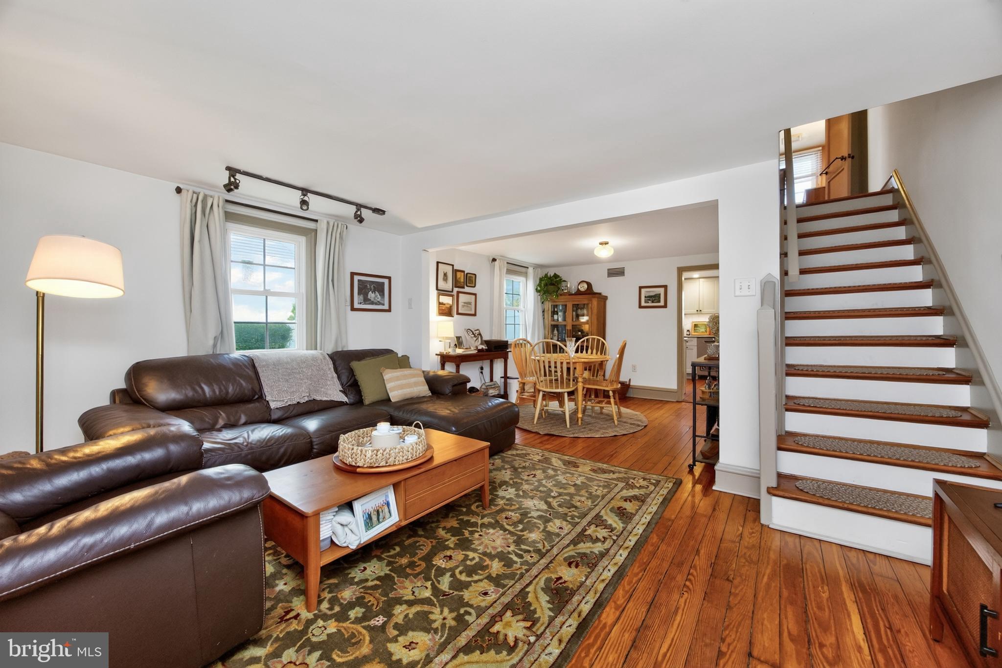 124 W LAFAYETTE STREET