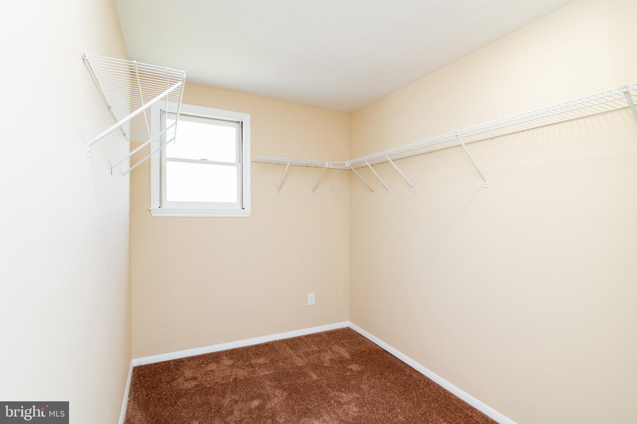 ABERDEEN HILLS - Residential