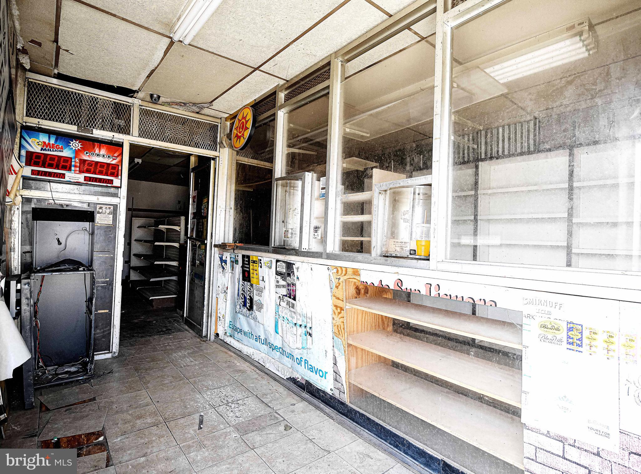 BROADWAY EAST - Residential