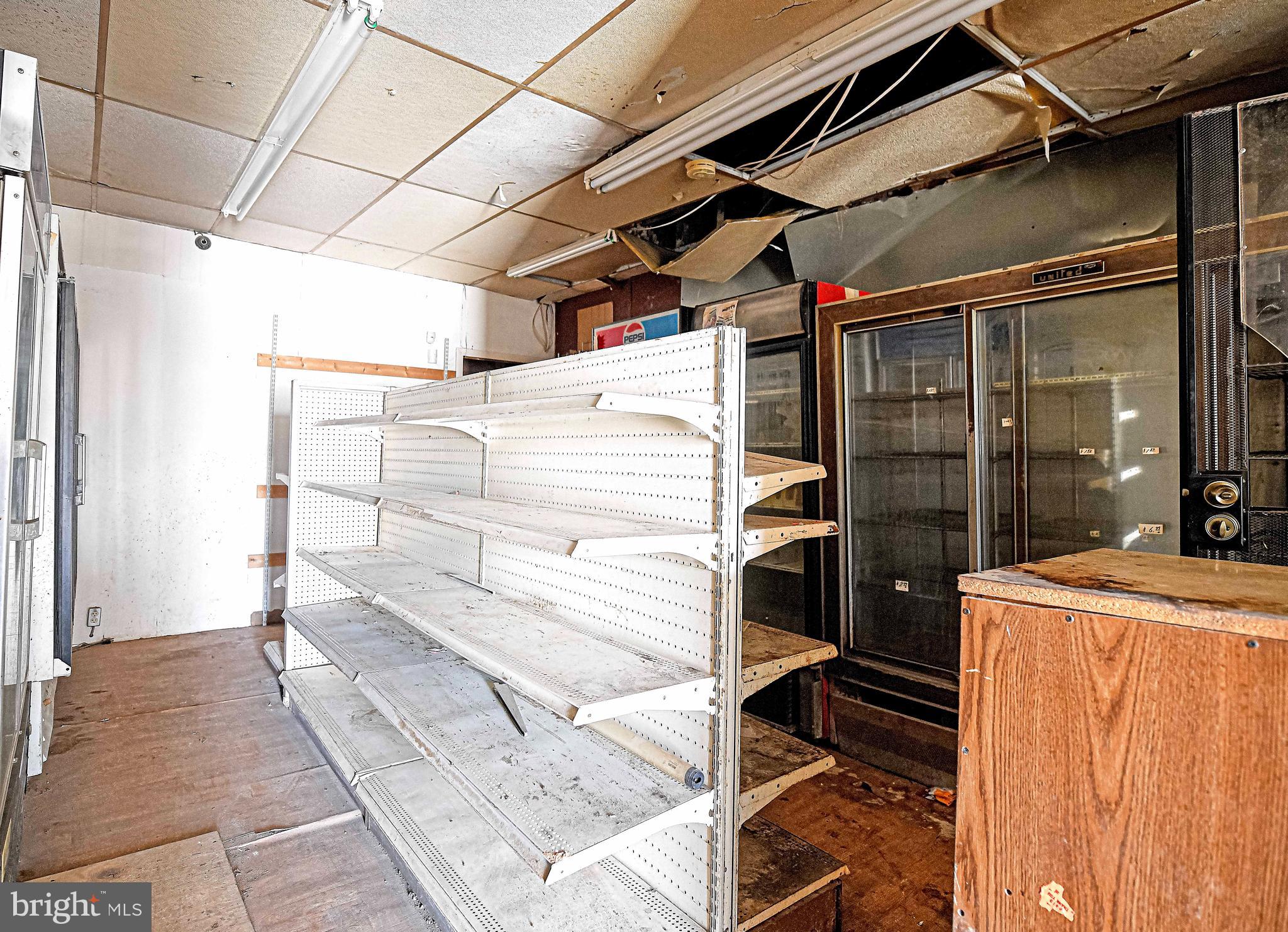 BROADWAY EAST - Residential