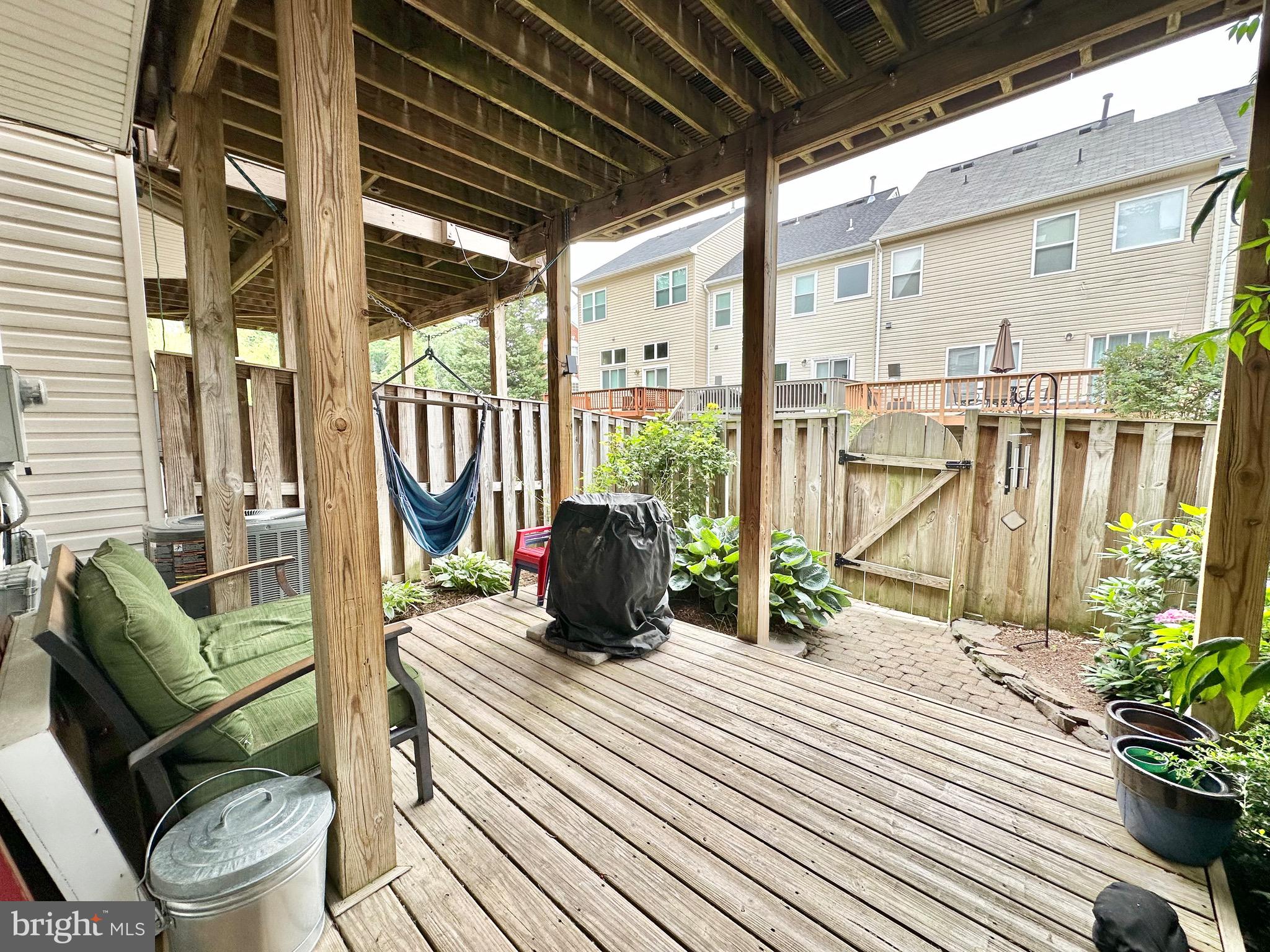 KINGSTOWNE - Residential Lease