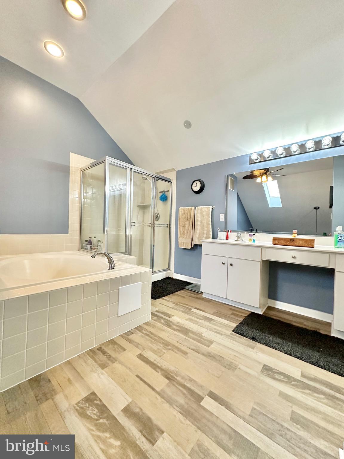 KINGSTOWNE - Residential Lease