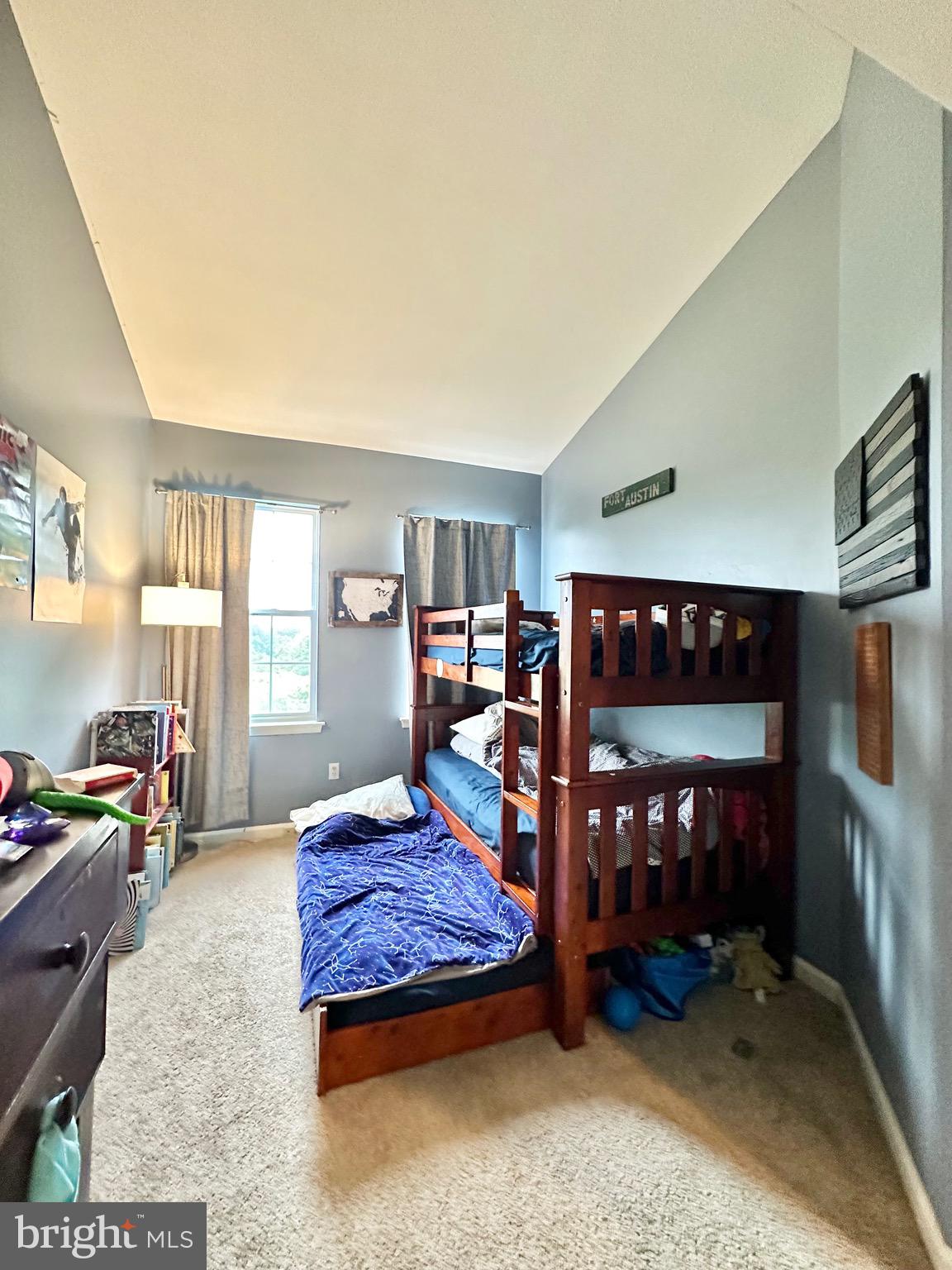 KINGSTOWNE - Residential Lease