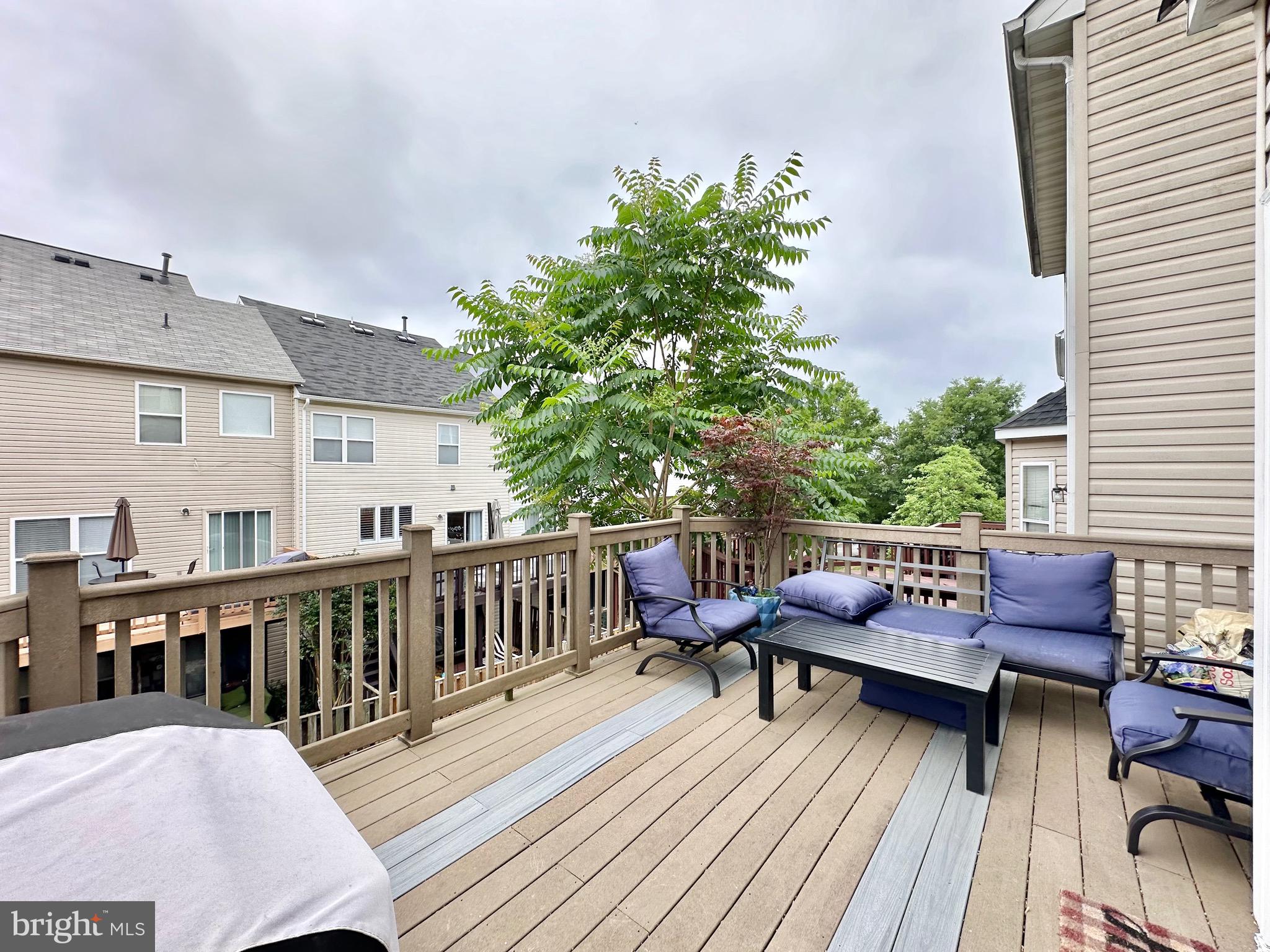 KINGSTOWNE - Residential Lease