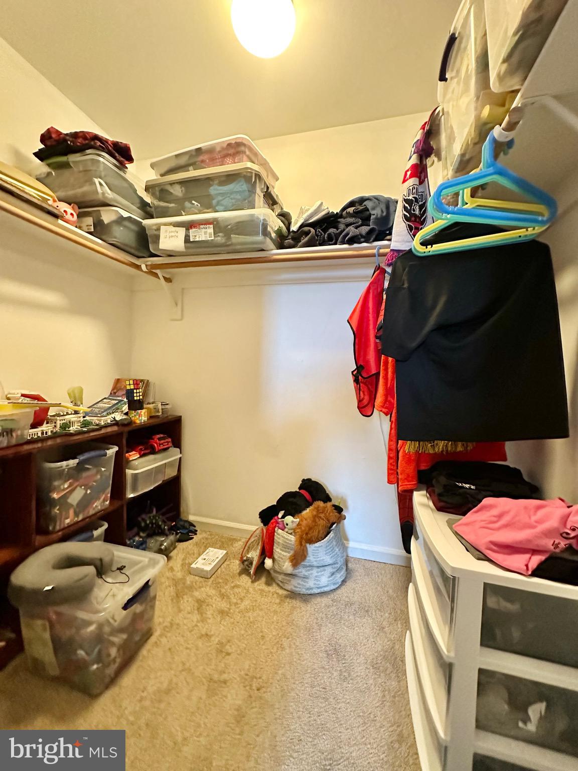 KINGSTOWNE - Residential Lease