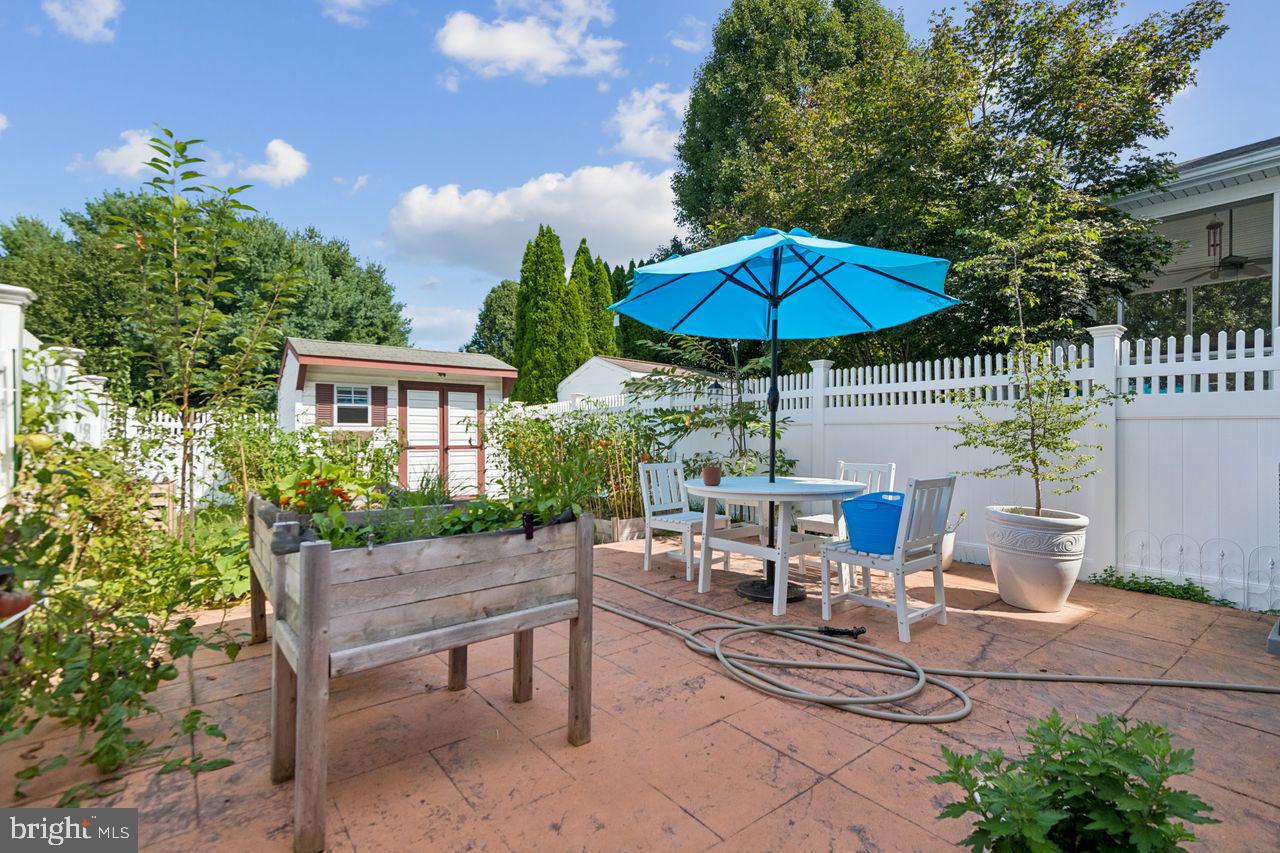 232 MARY JANE LANE