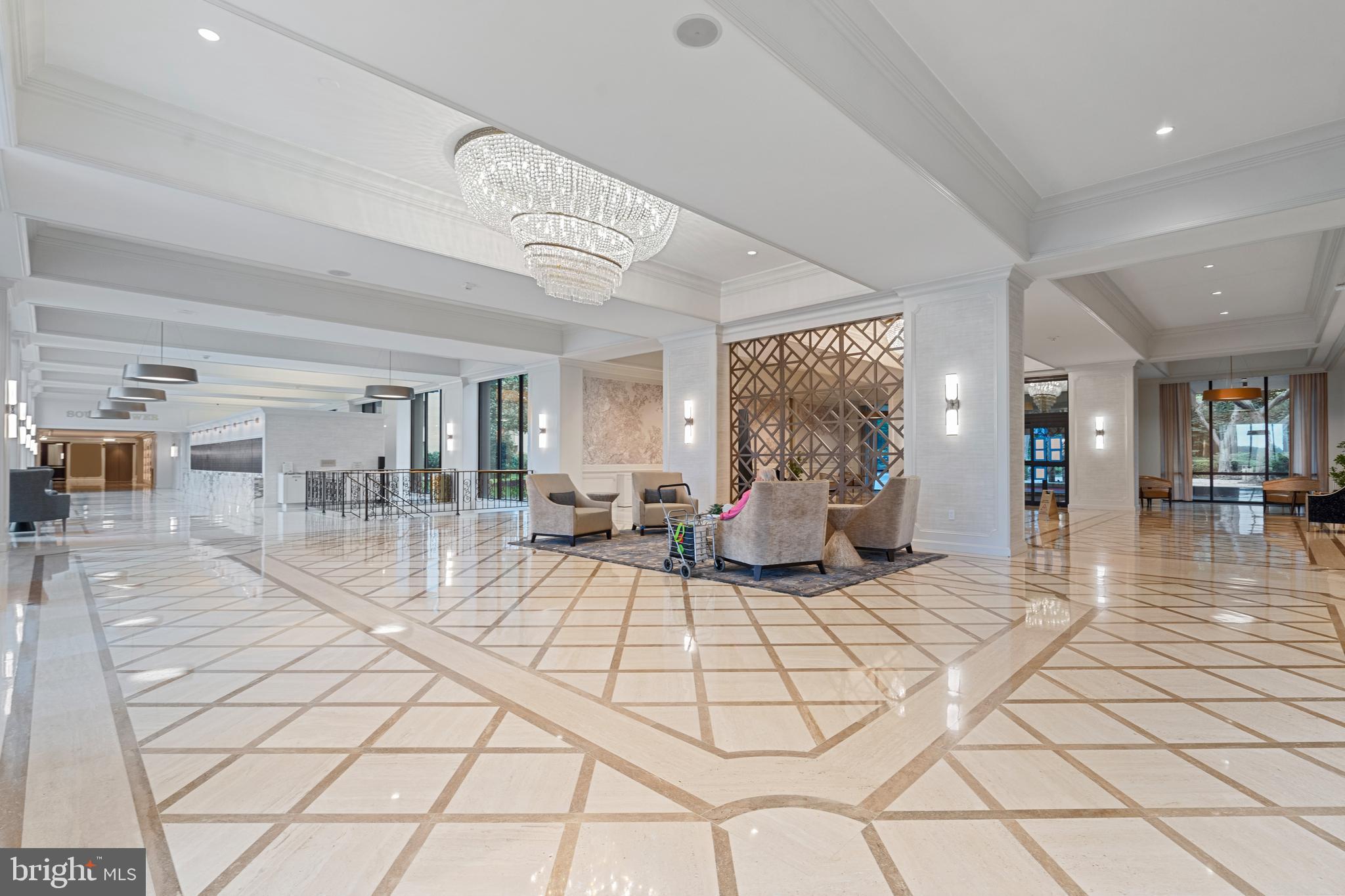 PROMENADE TOWERS - Residential