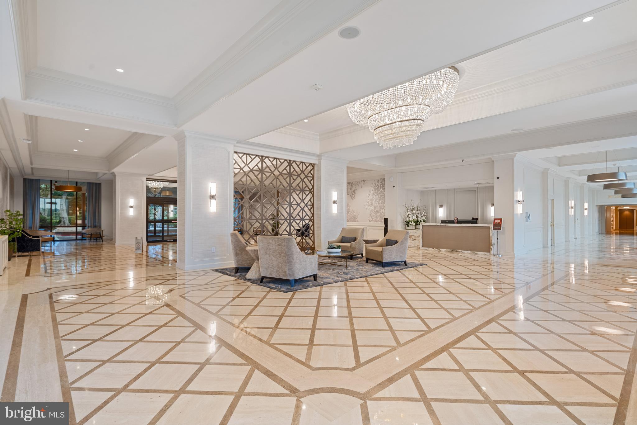 PROMENADE TOWERS - Residential