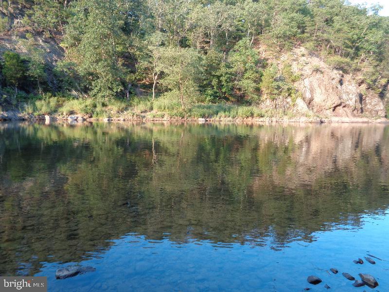 CACAPON RIVER RAPIDS - Residential