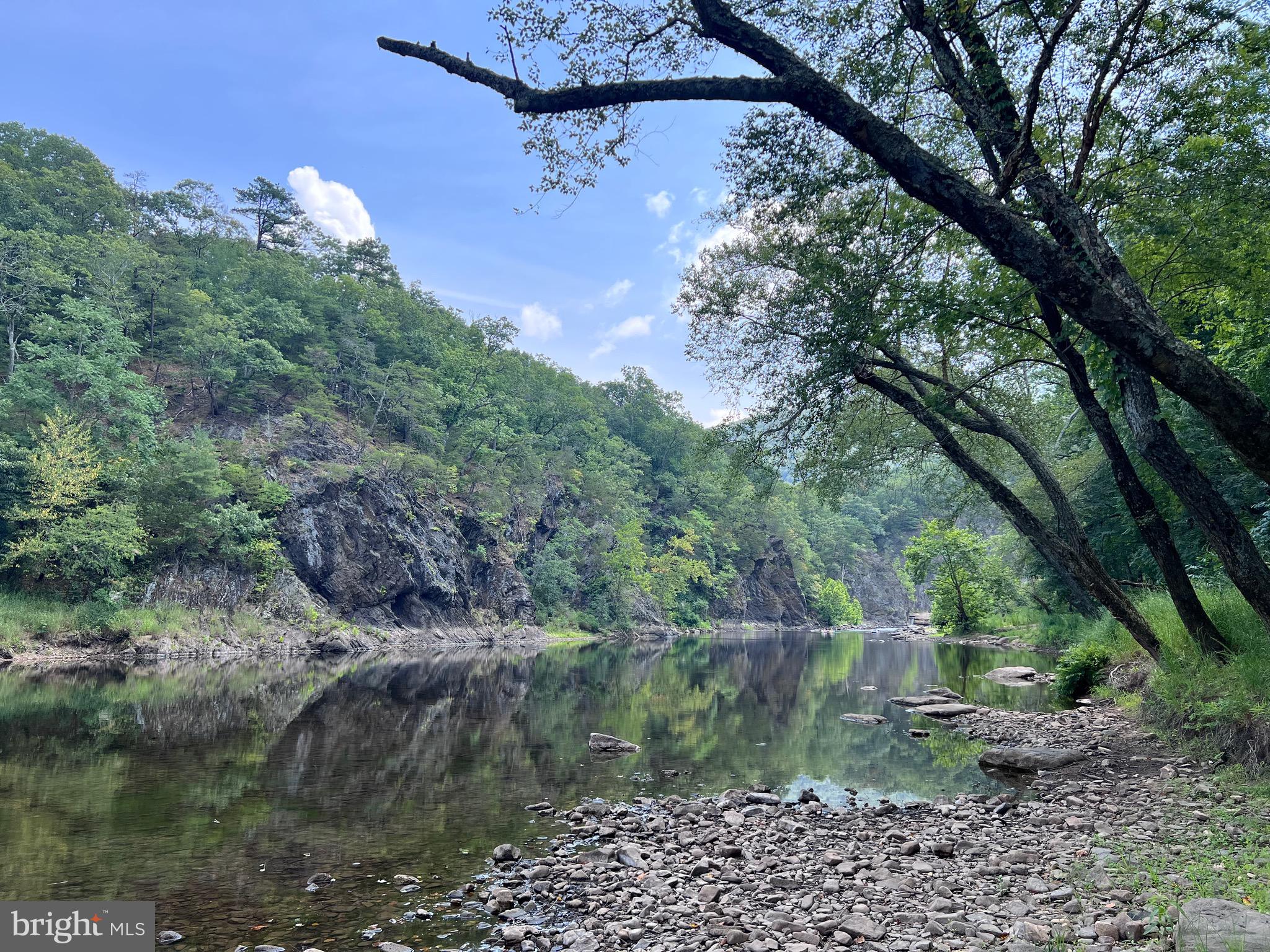 CACAPON RIVER RAPIDS - Residential