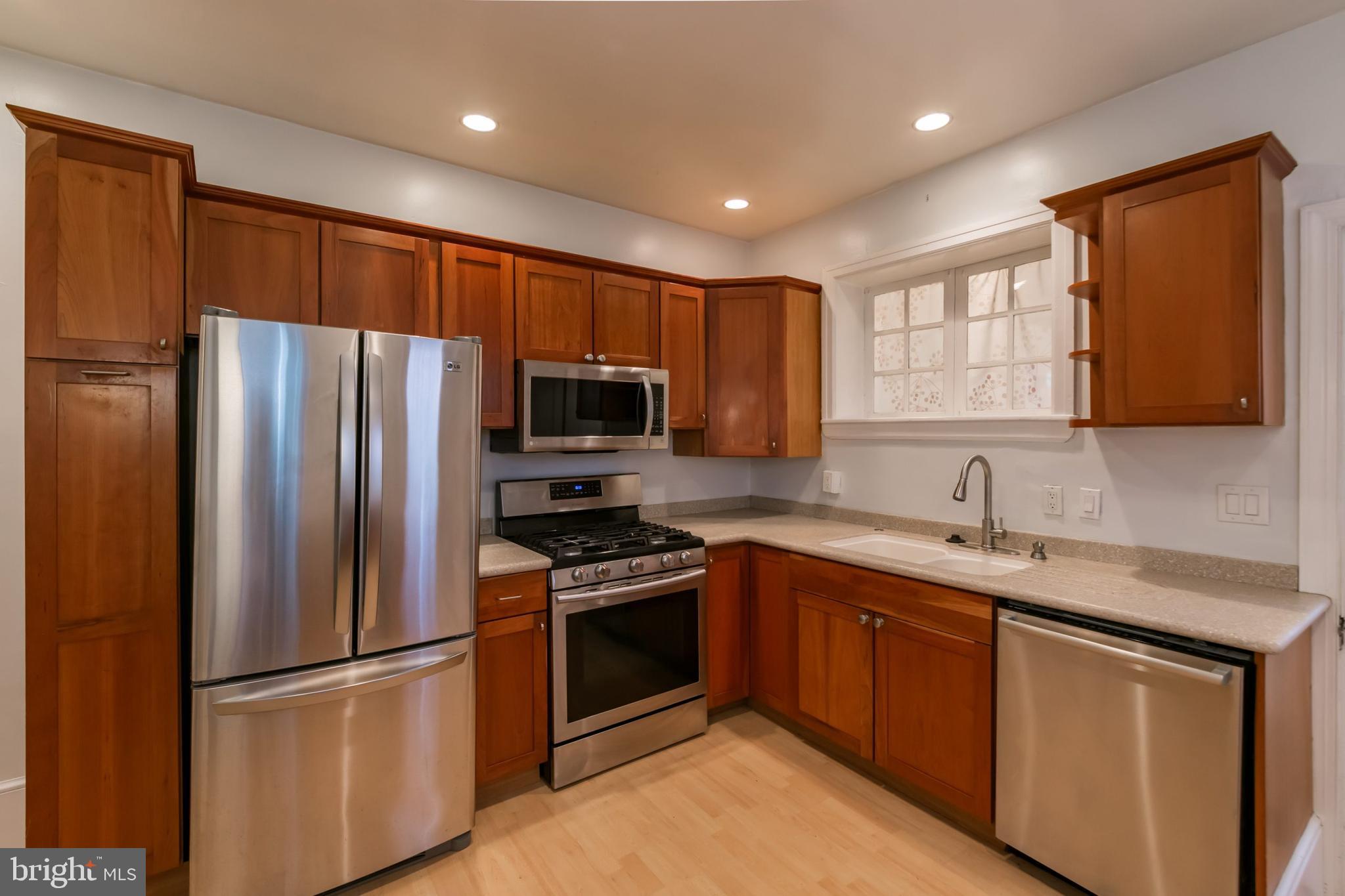 FISHTOWN - Residential Lease