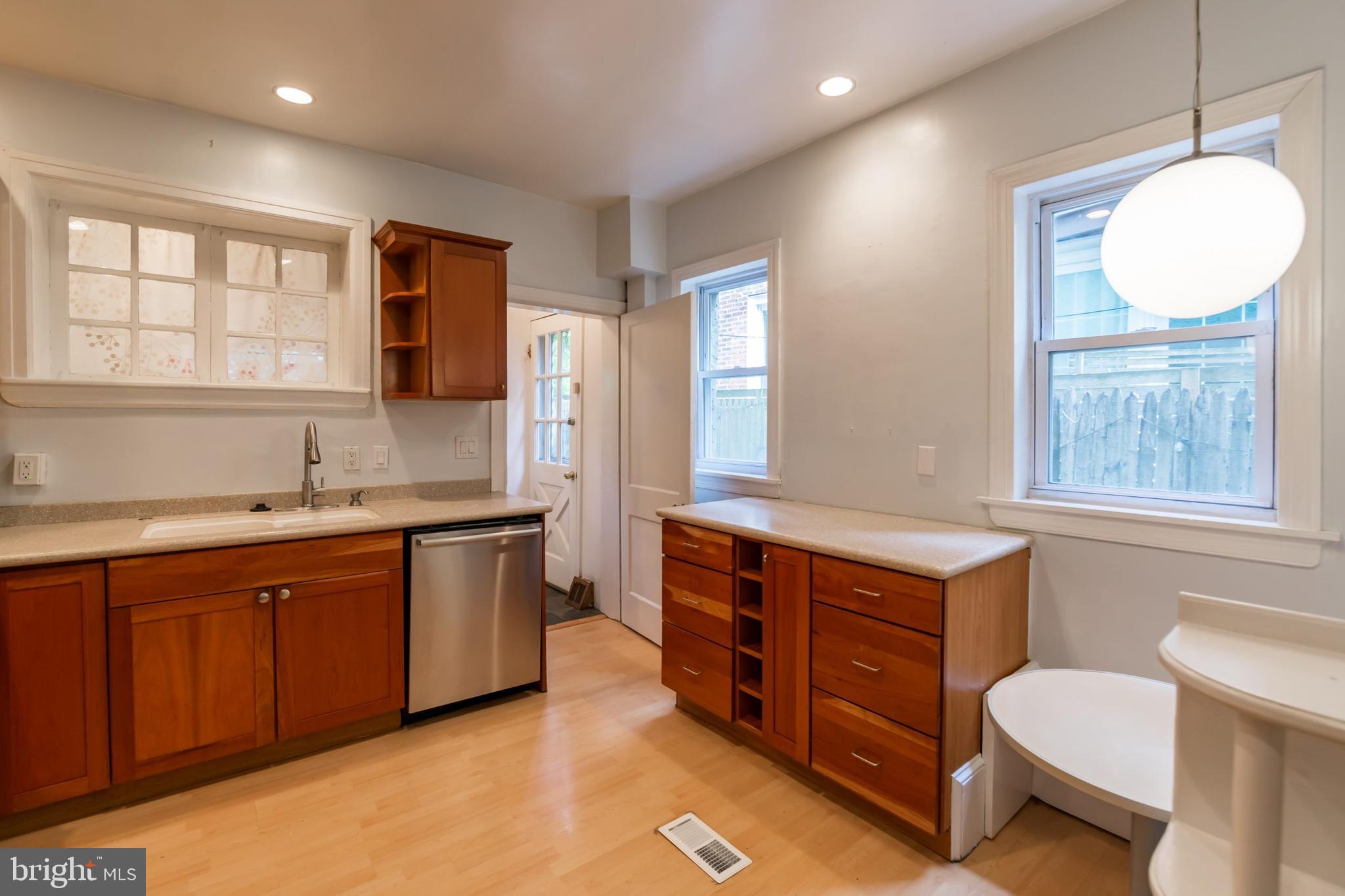 FISHTOWN - Residential Lease