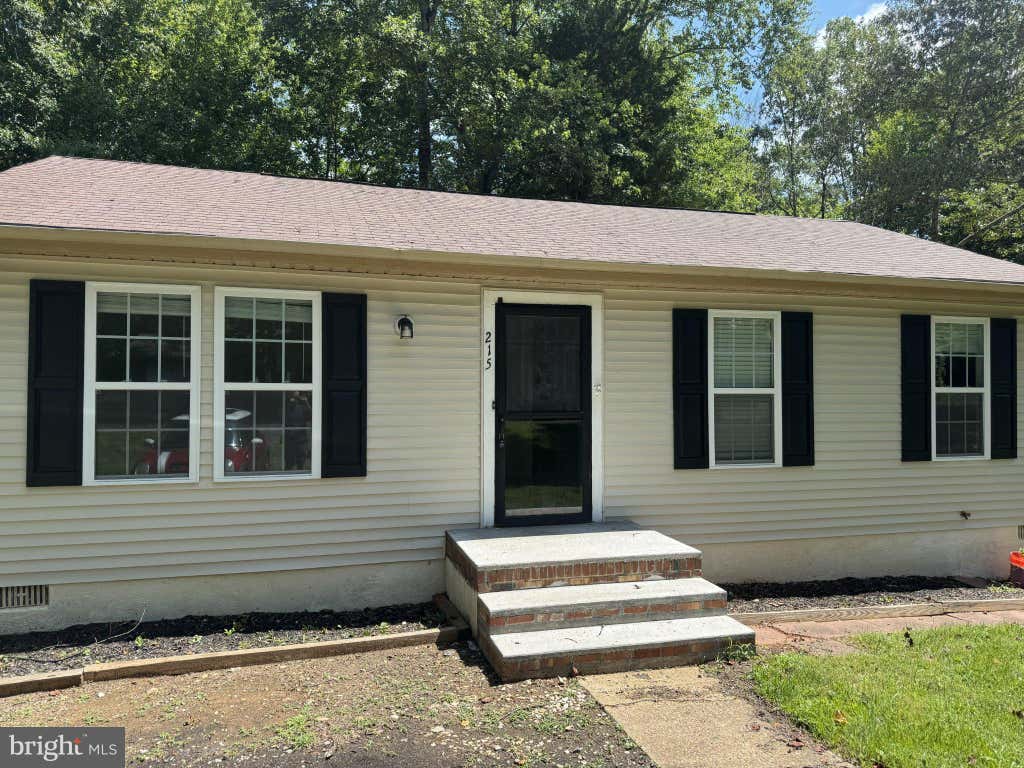 Photo of 215 Spotswood Road, LOCUST GROVE, VA 22508 (MLS # VAOR2014900)
