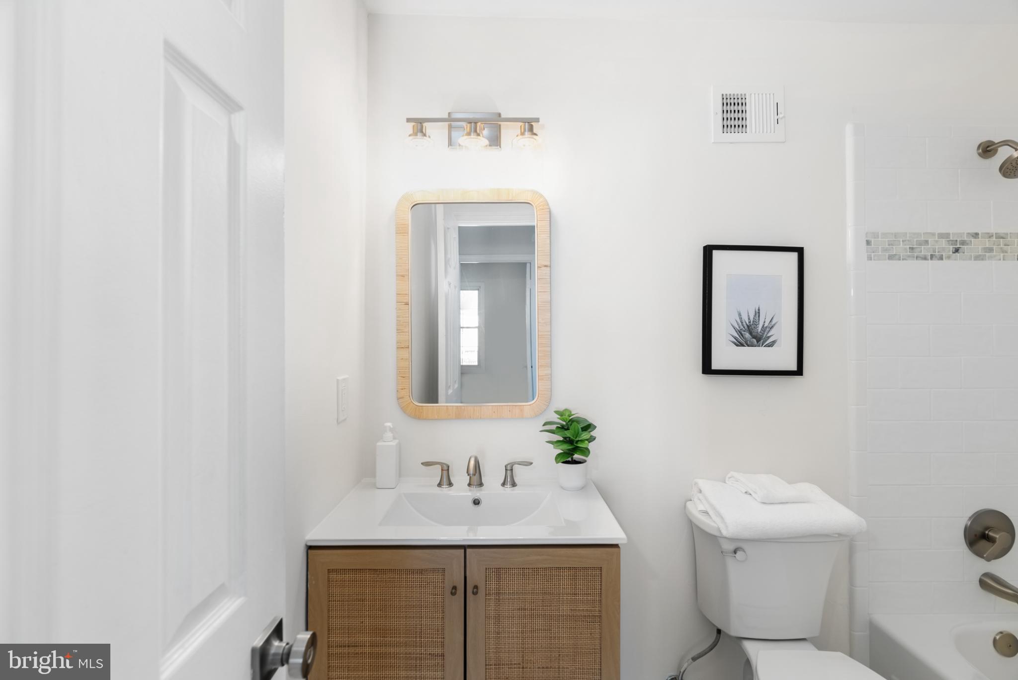 FRANCONIA COMMONS - Residential