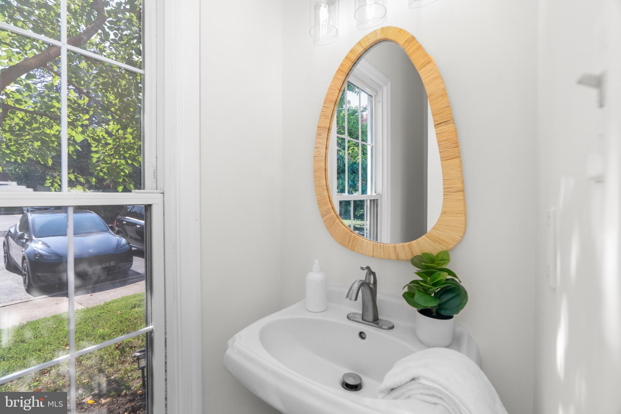 FRANCONIA COMMONS - Residential