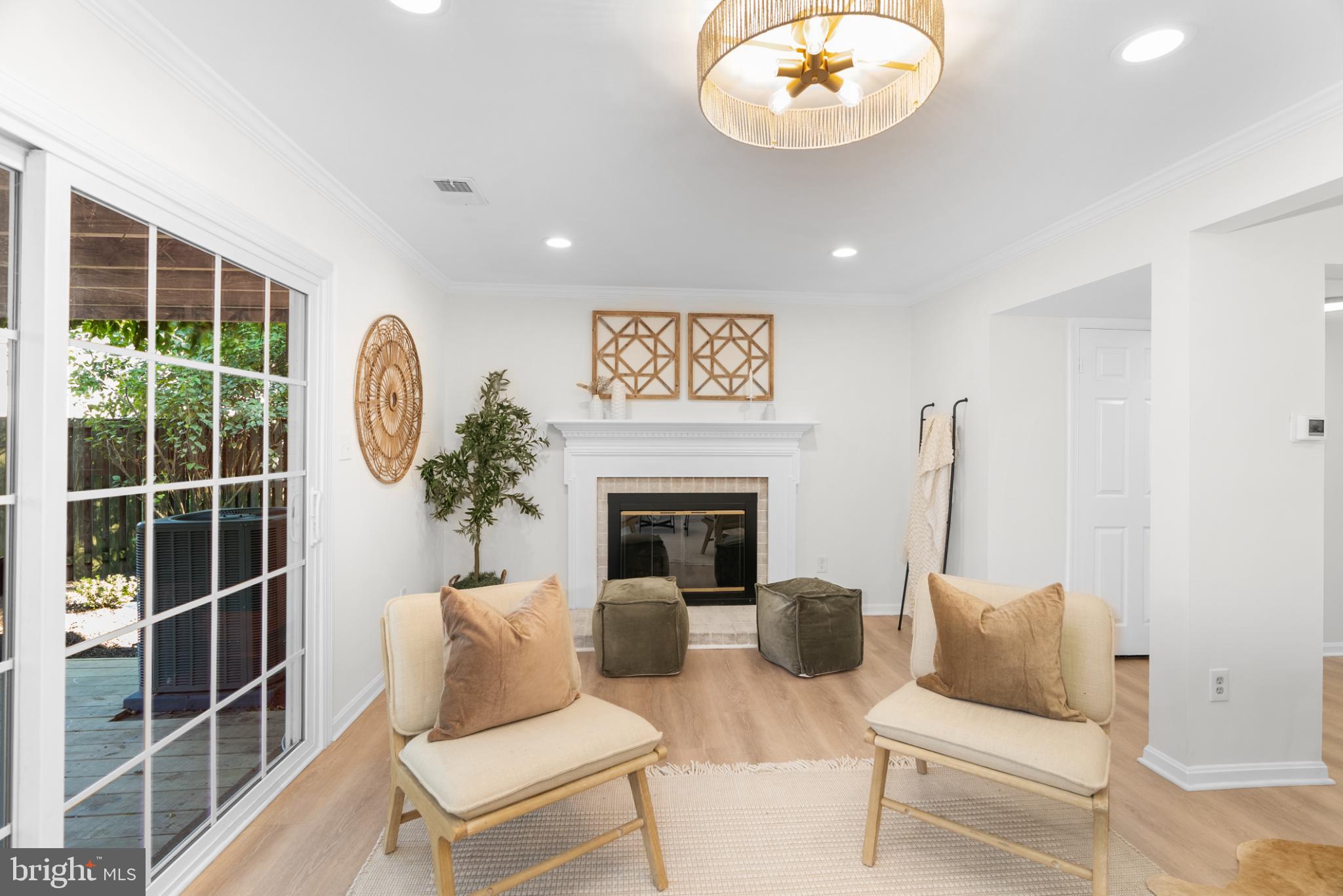 FRANCONIA COMMONS - Residential