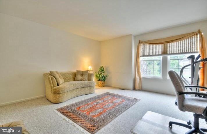 WINDSOR PONDS - Residential Lease